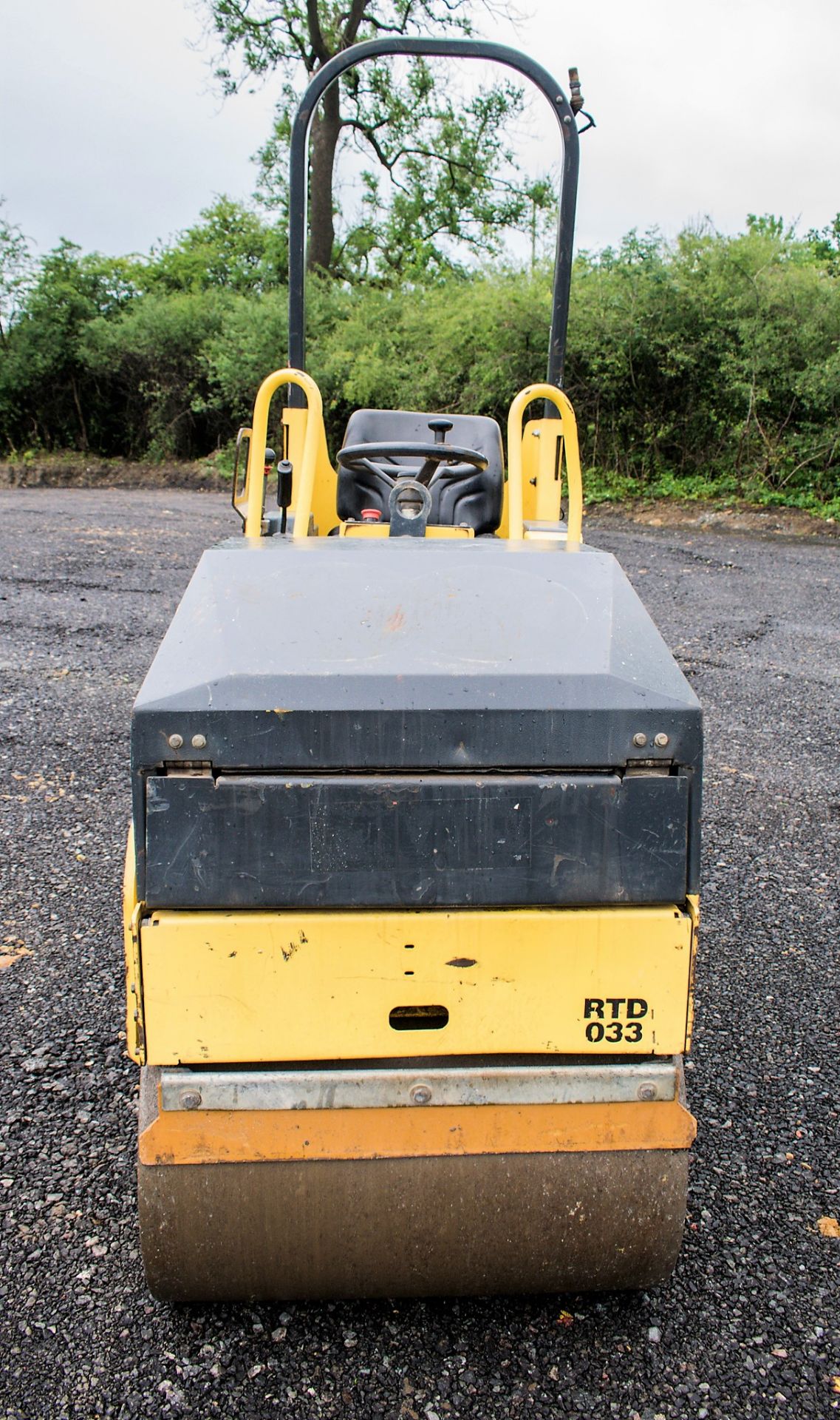 Bomag BW80 ADH-3 double drum ride on roller Year: 2005 S/N: 425695 Recorded Hours: 1241 RTD033 - Image 5 of 16