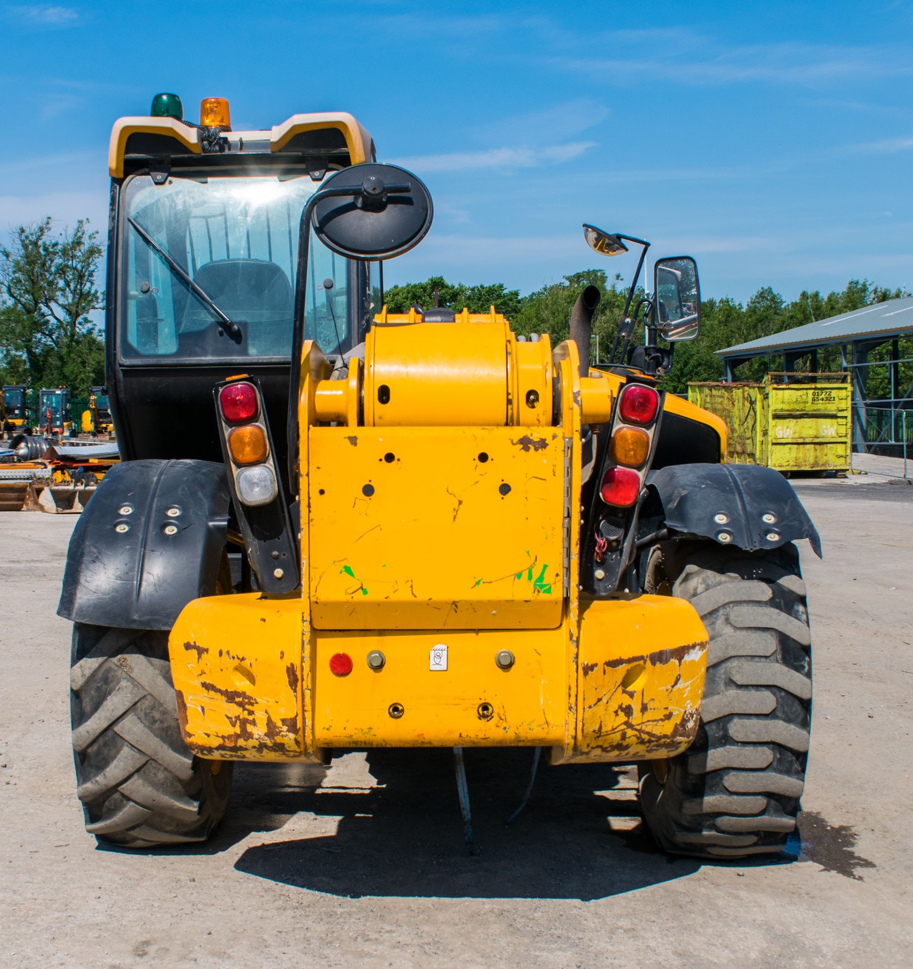 JCB 535-140 14 metre Hi Viz telescopic handler Year: 2014  S/N: 343454 Recorded hours: - Image 5 of 17