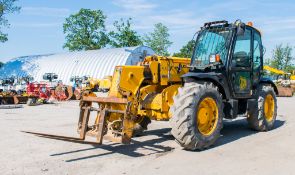 JCB 535-95 9.5 metre telescopic handler Registration number: DX04 XFL Year: 2004 S/N: 1065806