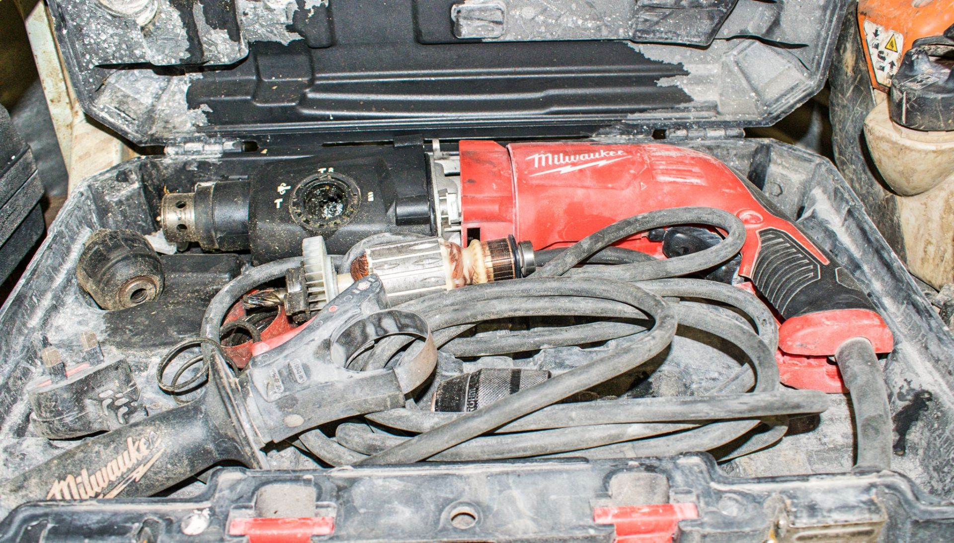 Milwaukee 110v SDS rotary hammer drill c/w carry case HS