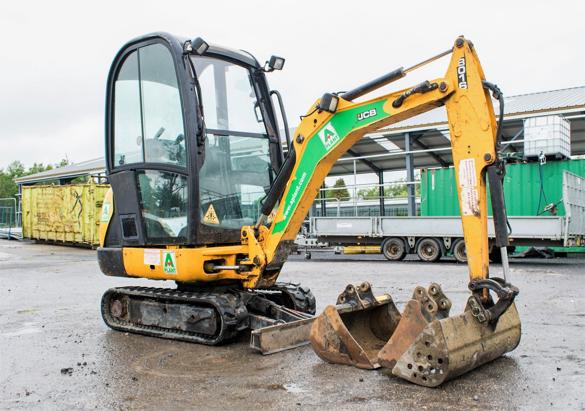 JCB 8016 1.5 tonne rubber tracked mini excavator Year: 2013 S/N: 2071343 Recorded Hours: 1640 blade, - Image 2 of 21