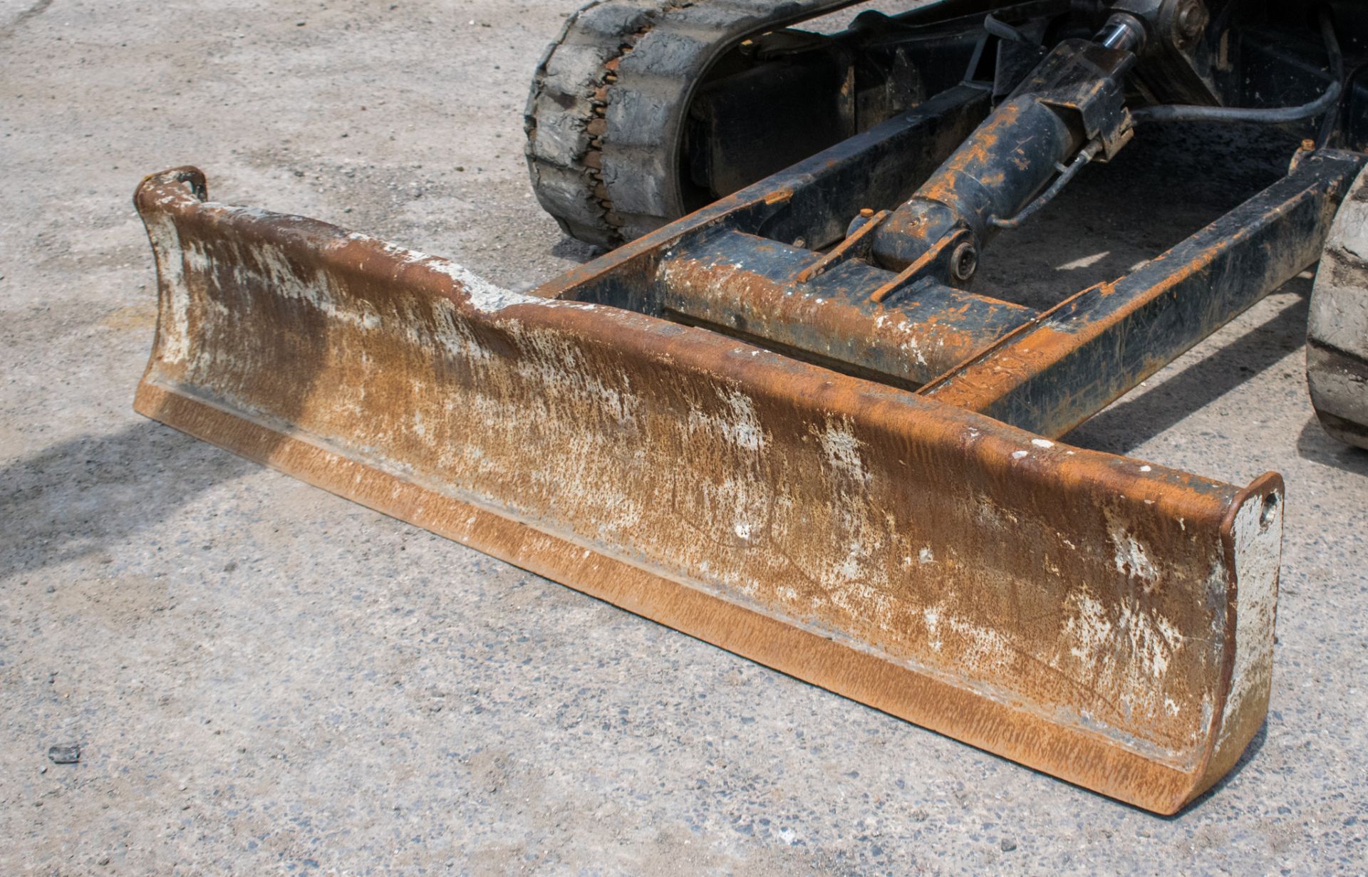 JCB 8030 ZTS 3 tonne rubber tracked excavator  Year: 2014 S/N: 32119 Recorded hours; 1350 blade, - Image 11 of 18