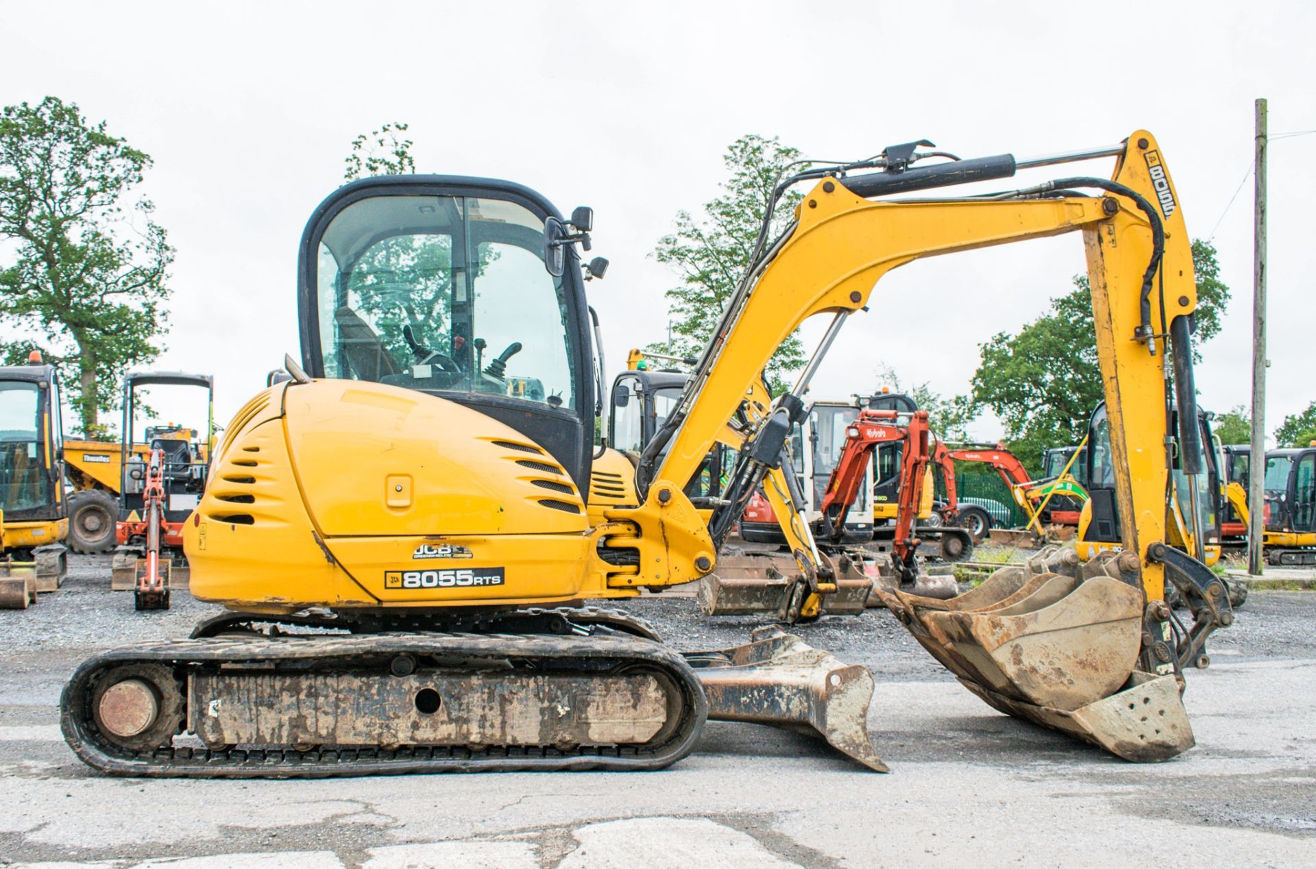 JCB 8055 RTS 5.5 tonne rubber tracked excavator Year: 2013 S/N: 2060572 Recorded Hours: 4404 - Image 8 of 23