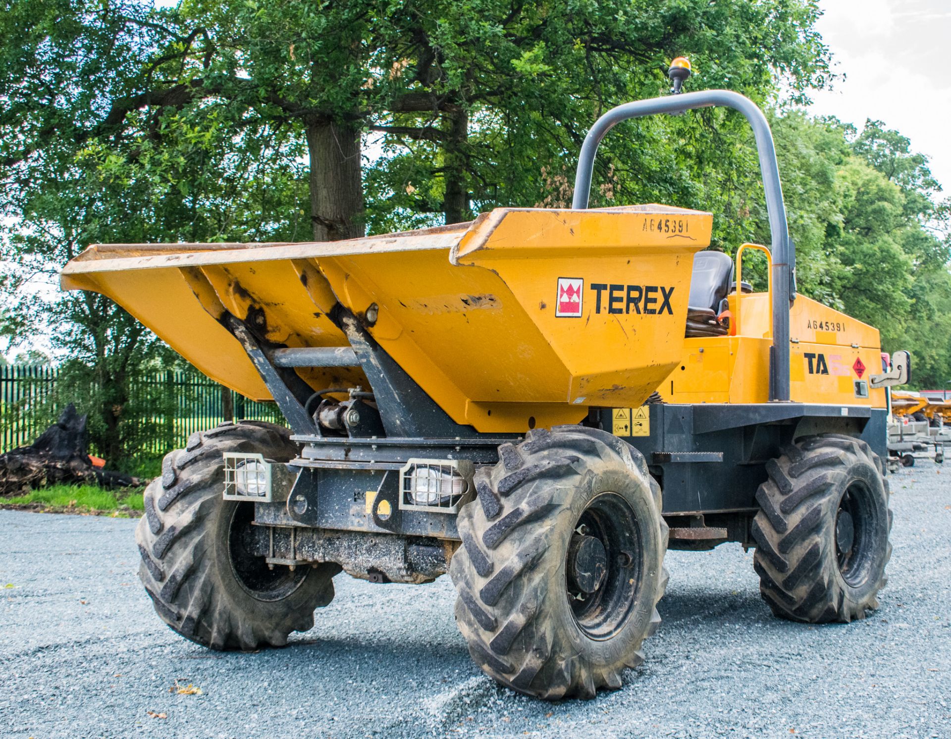 Benford Terex TA6s swivel skip dumper Year: 2014 S/N: PJ4997 Recorded Hours: 1281 A645391