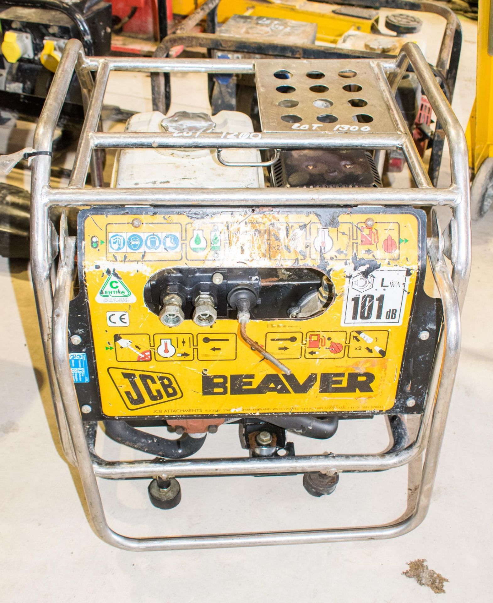 JCB Beaver petrol driven hydraulic power pack A577660