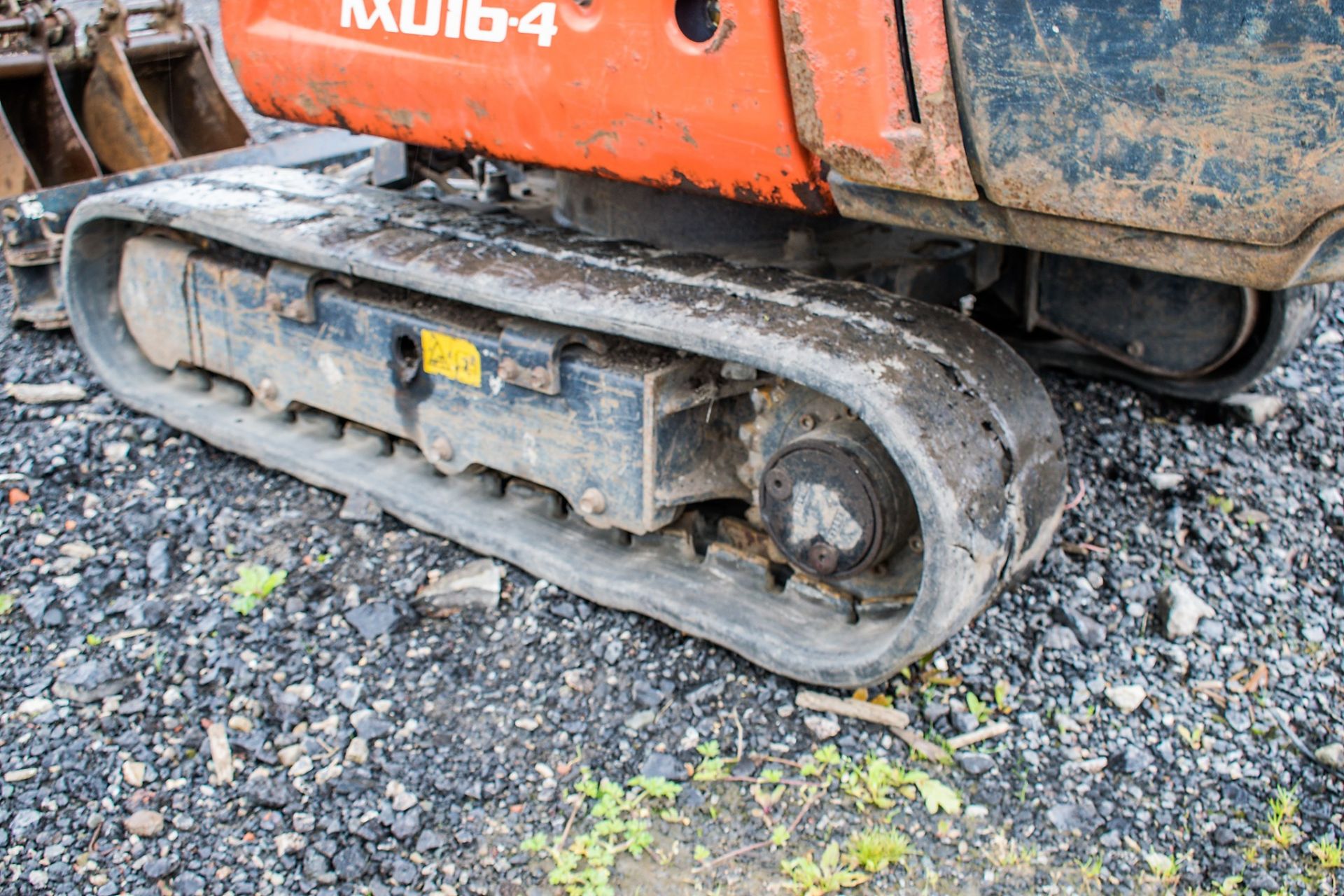 Kubota KX016-4 1.6 tonne rubber tracked mini excavator Year: 2014 S/N: 57528 Recorded Hours: 2621 - Image 9 of 19