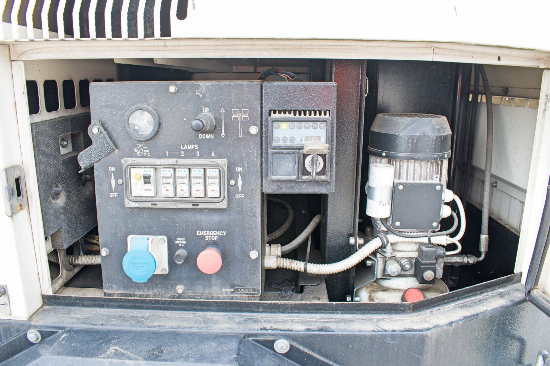 Tower Light VB-9 diesel driven fast tow lighting tower Year: 2013 S/N: 1302876 Recorded Hours: - Image 7 of 9