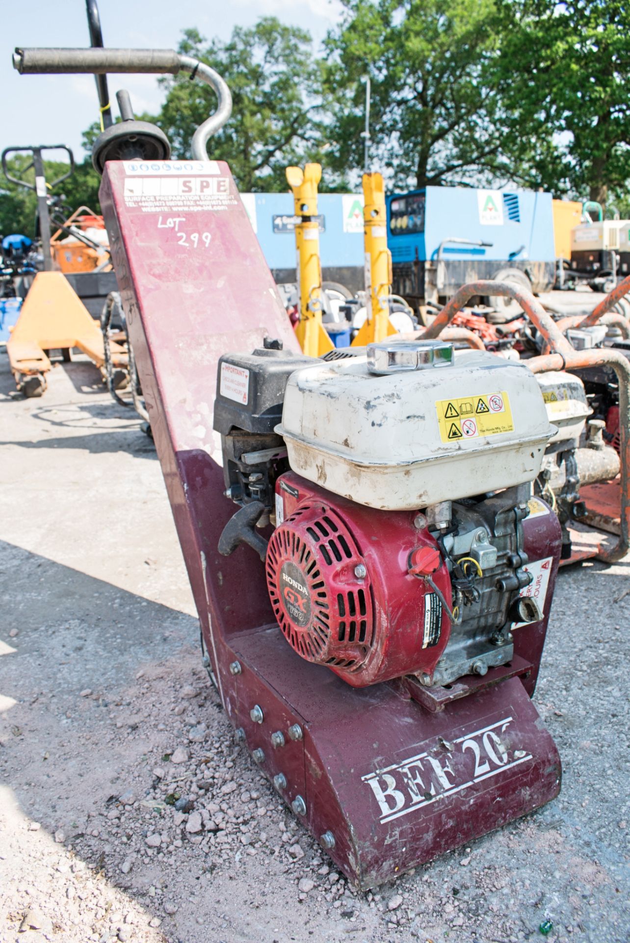 SPE BEF 200 petrol driven floor grinder A619976