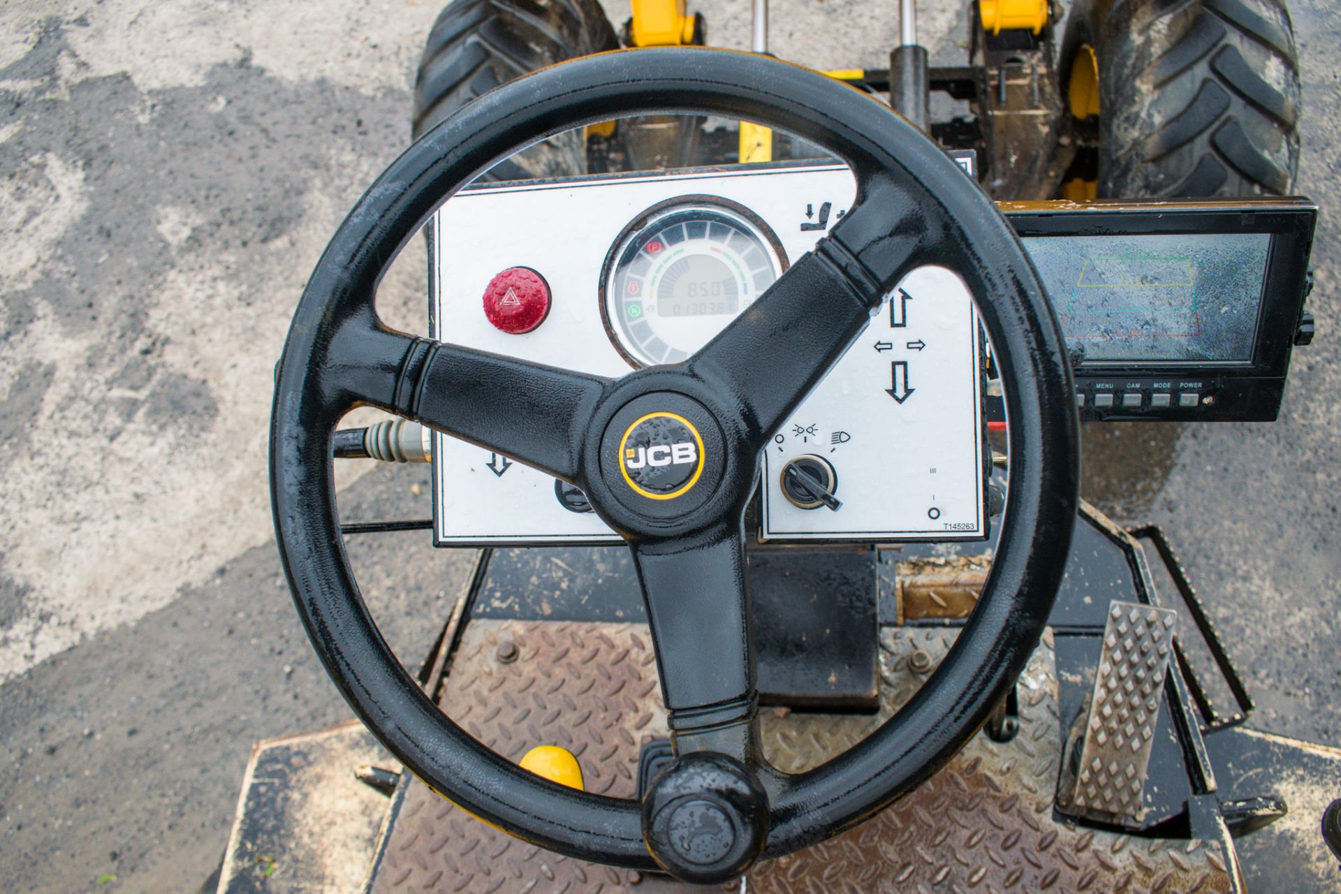 JCB 9TFT 9 tonne straight skip dumper  Reg No.: MA67 VLJ    c/w V5 Road Registration Document - Image 16 of 18