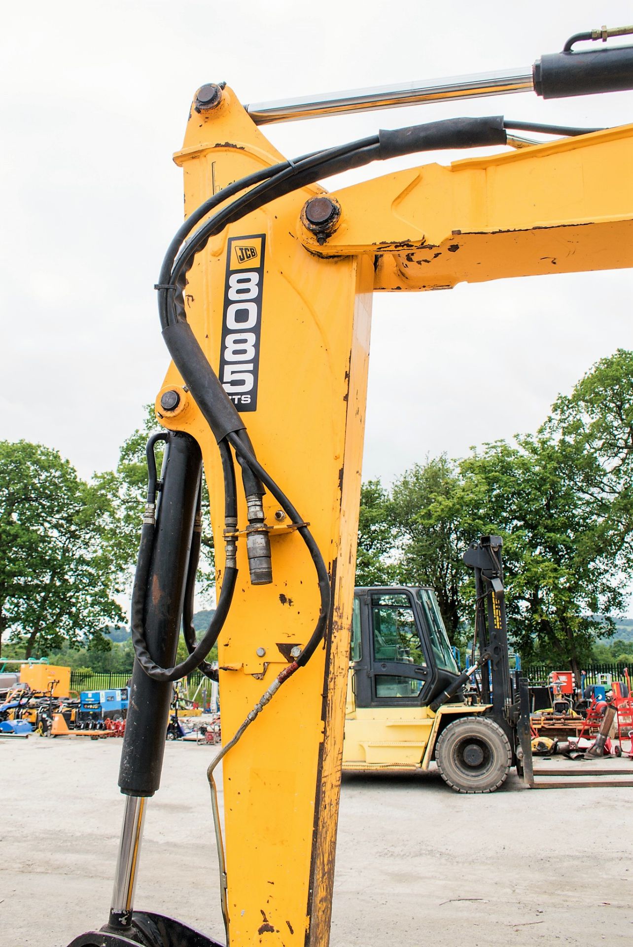 JCB 8085 Eco ZTS 8.5 tonne rubber tracked excavator Year: 2013 S/N: 1073077 Recorded Hours: 93412 ( - Image 13 of 24