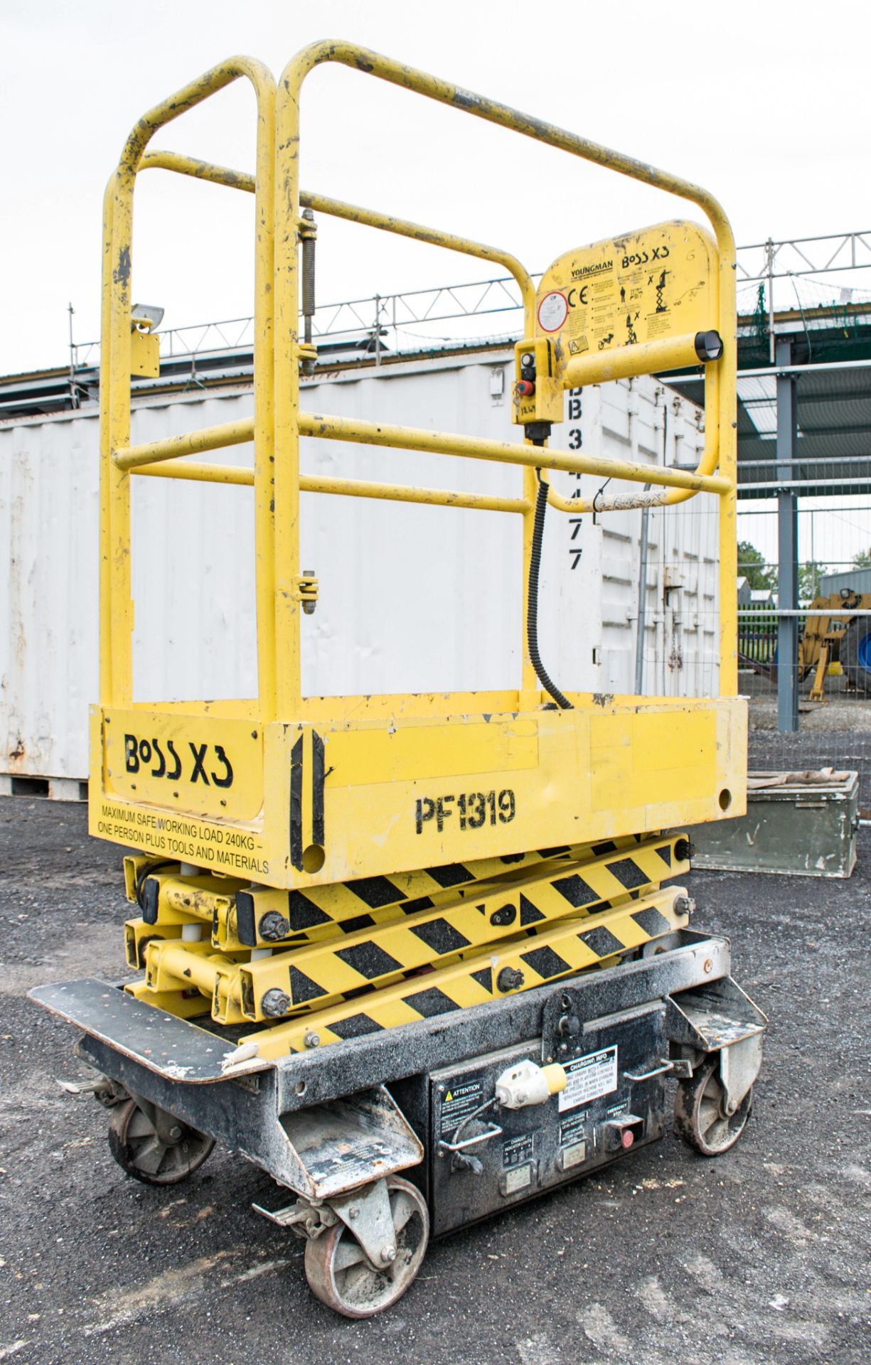 Youngman Boss X3 battery electric push around access platform Year: 2011 S/N: 11810 PF1319 - Image 2 of 4