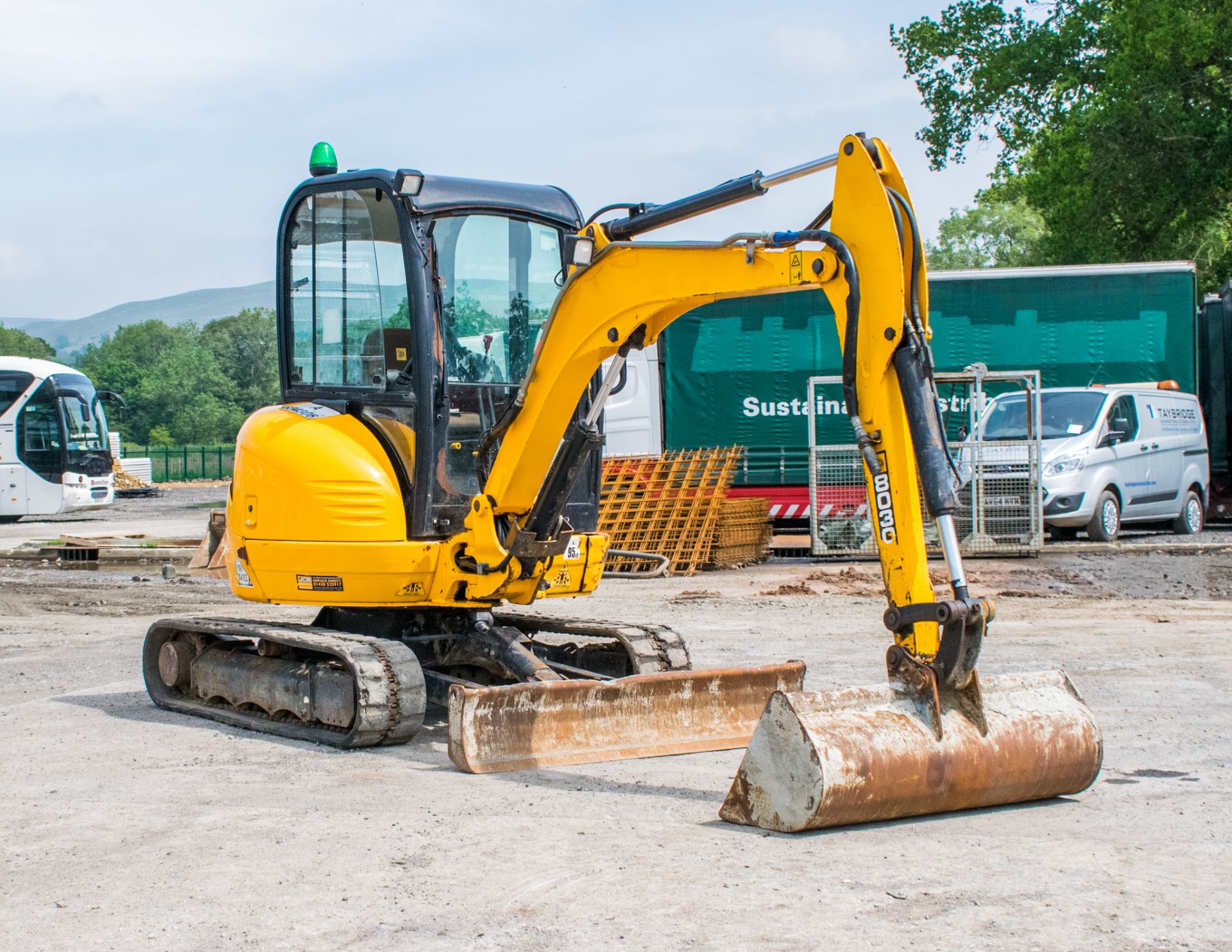 JCB 8030 ZTS 3 tonne rubber tracked excavator  Year: 2014 S/N: 32119 Recorded hours; 1350 blade, - Image 2 of 18