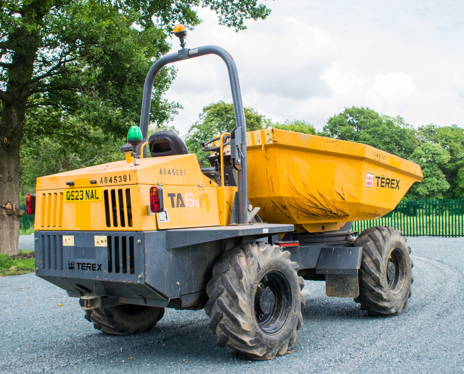 Benford Terex TA6s swivel skip dumper Year: 2014 S/N: PJ4997 Recorded Hours: 1281 A645391 - Image 3 of 19