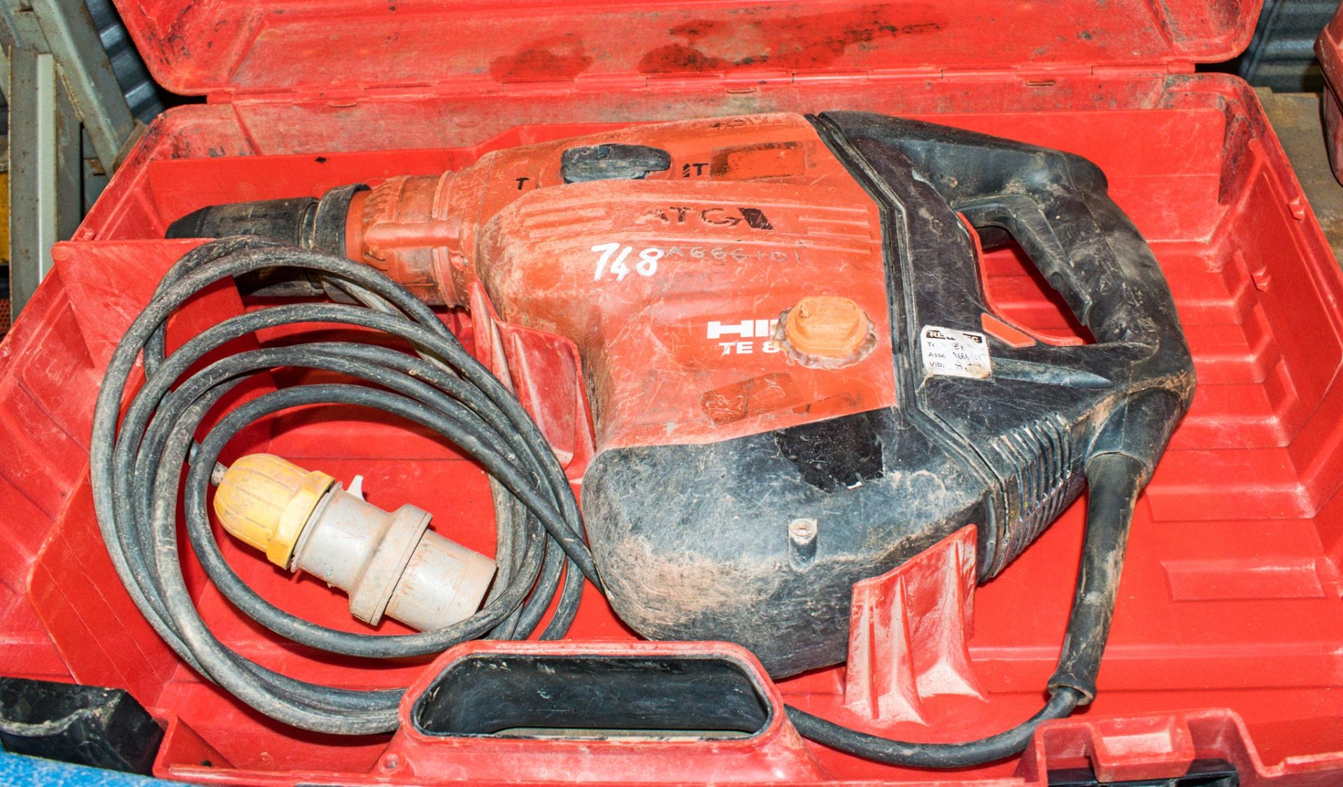 Hilti TE80-ATC/AVR 110v SDS rotary hammer drill c/w carry case A666101