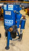 Ecco pneumatic sand blast pot A692003