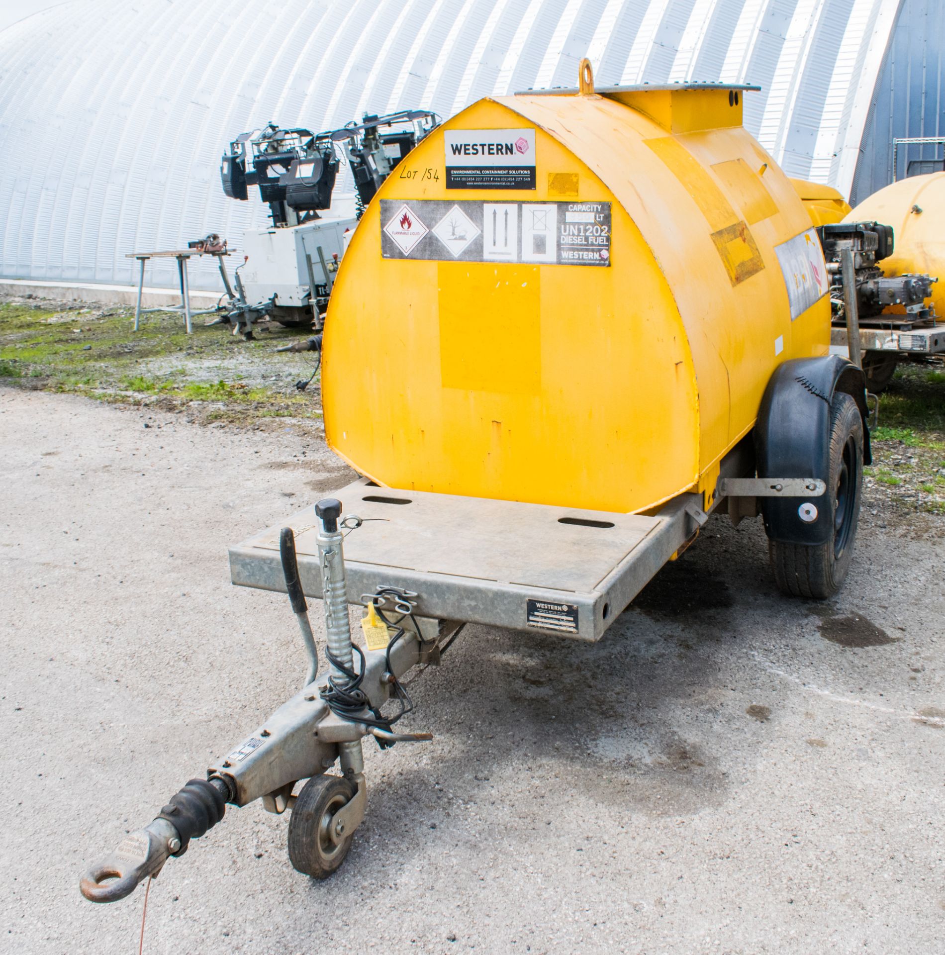 Western Abbi 950 litre bunded fuel fast tow fuel bowser c/w manual pump, delivery hose & nozzle