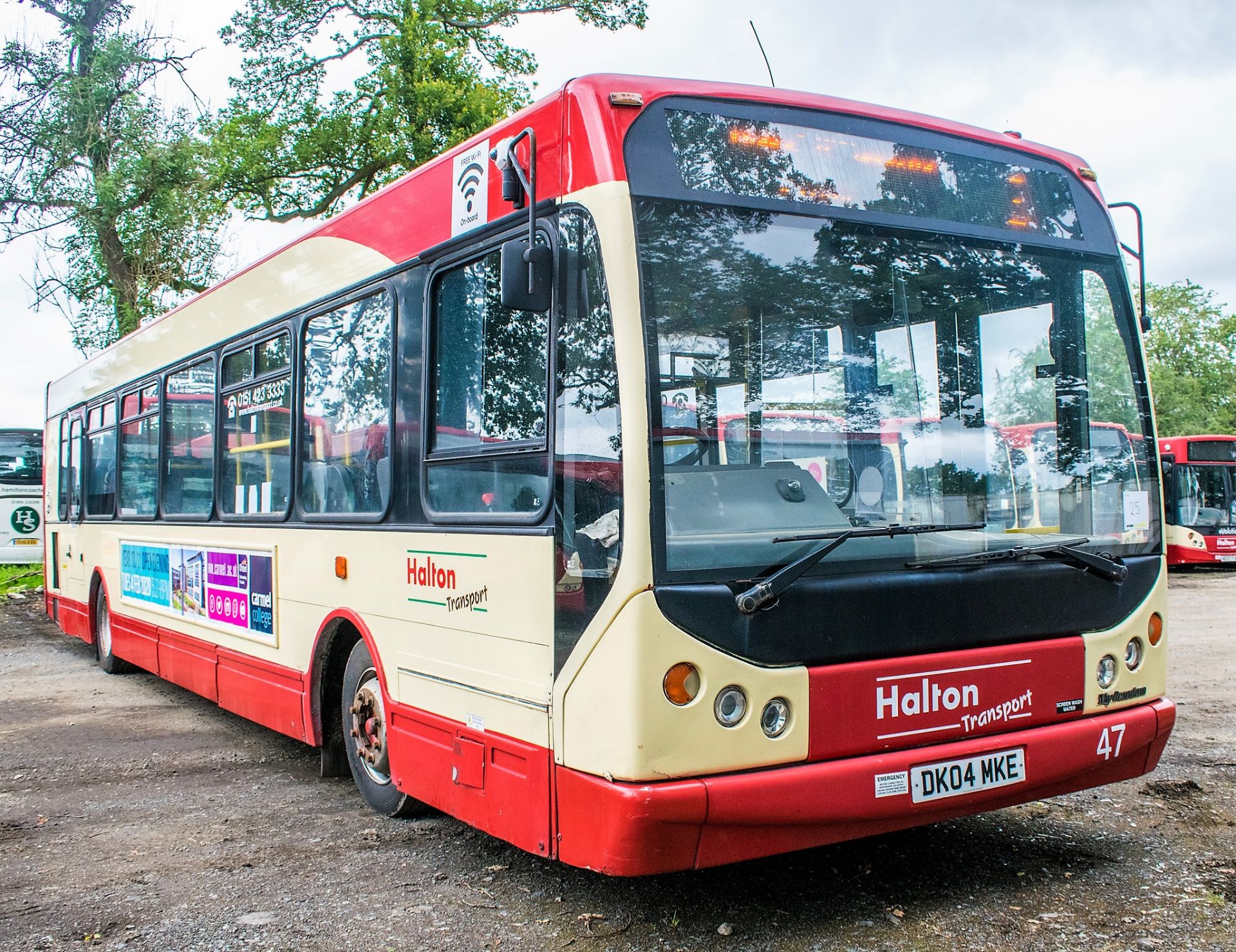 Dennis Super Dart 43 seat single deck service bus Registration Number: DK04 MKE Date of - Image 2 of 13