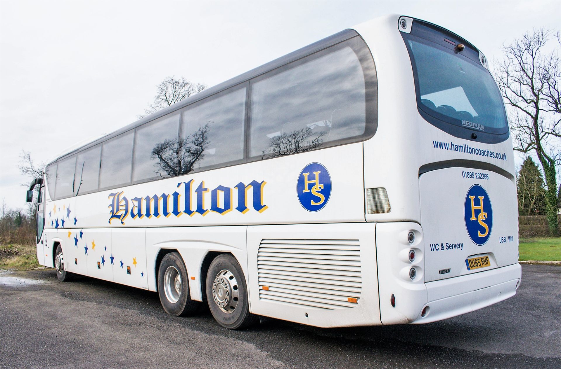 Neoplan Tourliner L 61 seat luxury coach Registration Number: OU65 RHF Date of Registration: 02/09/ - Image 3 of 16