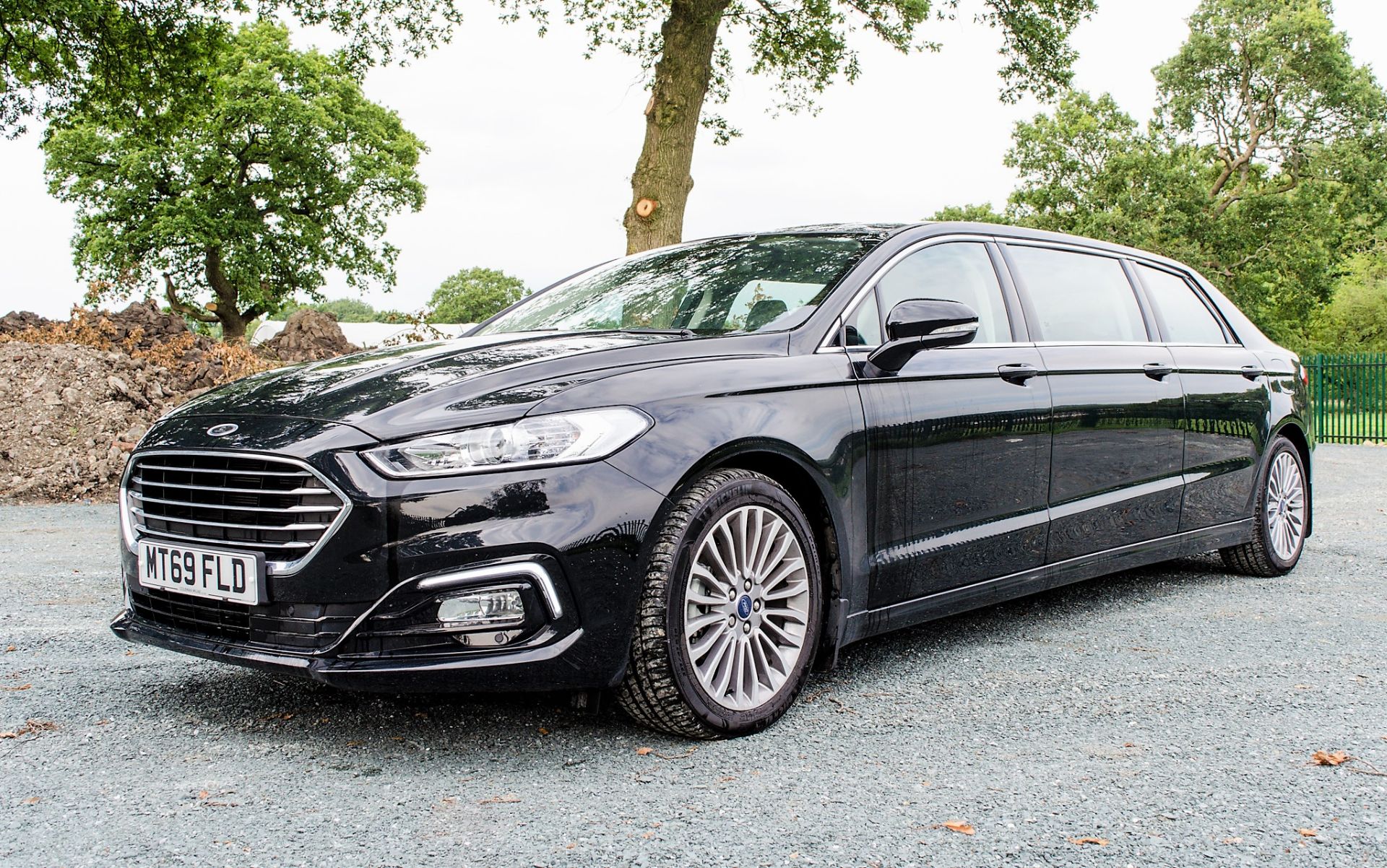 Ford Mondeo Coleman Milne Rosedale TDCI automatic,8 seat diesel limousine Registration Number: