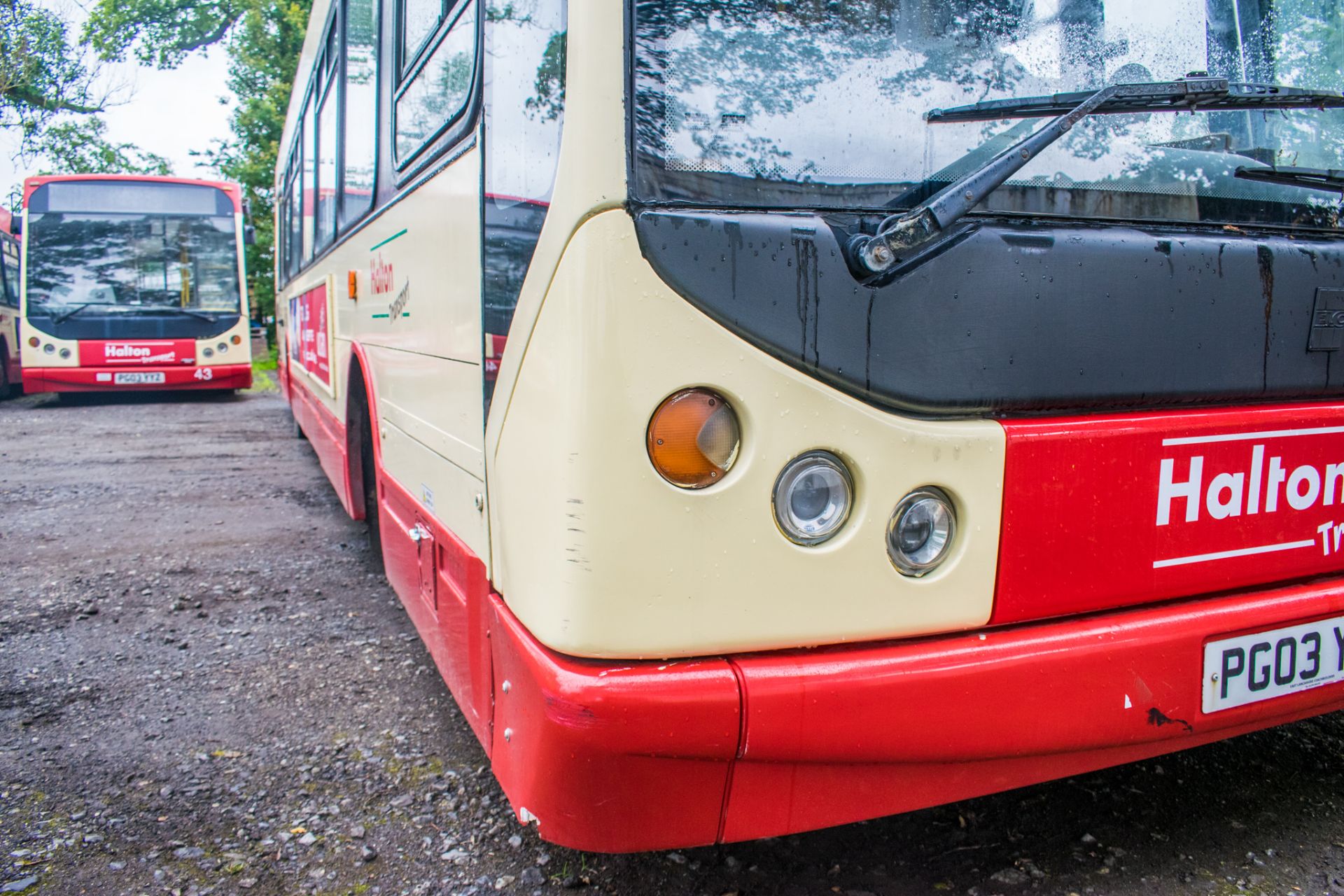 Dennis Super Dart 43 seat single deck service bus Registration Number: PG03 YYW Date of - Image 7 of 11