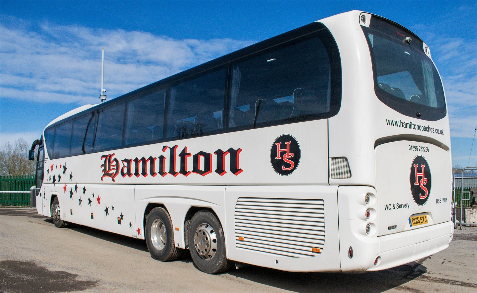 Neoplan Tourliner L 61 seat luxury coach Registration Number: OU16 EVJ Date of Registration: 23/04/ - Image 3 of 17