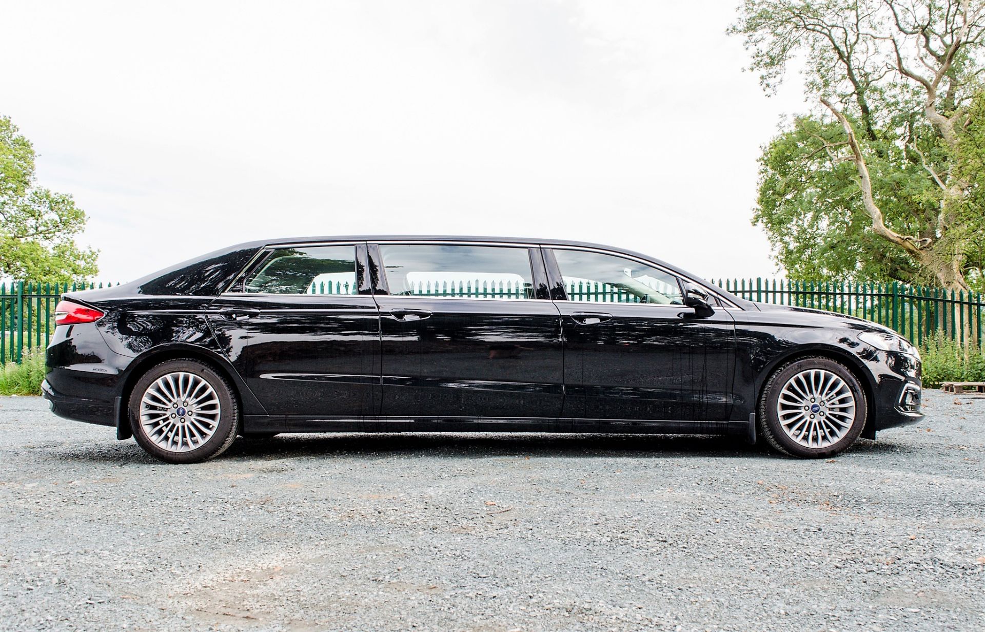 Ford Mondeo Coleman Milne Rosedale TDCI automatic,8 seat diesel limousine Registration Number: - Image 5 of 30