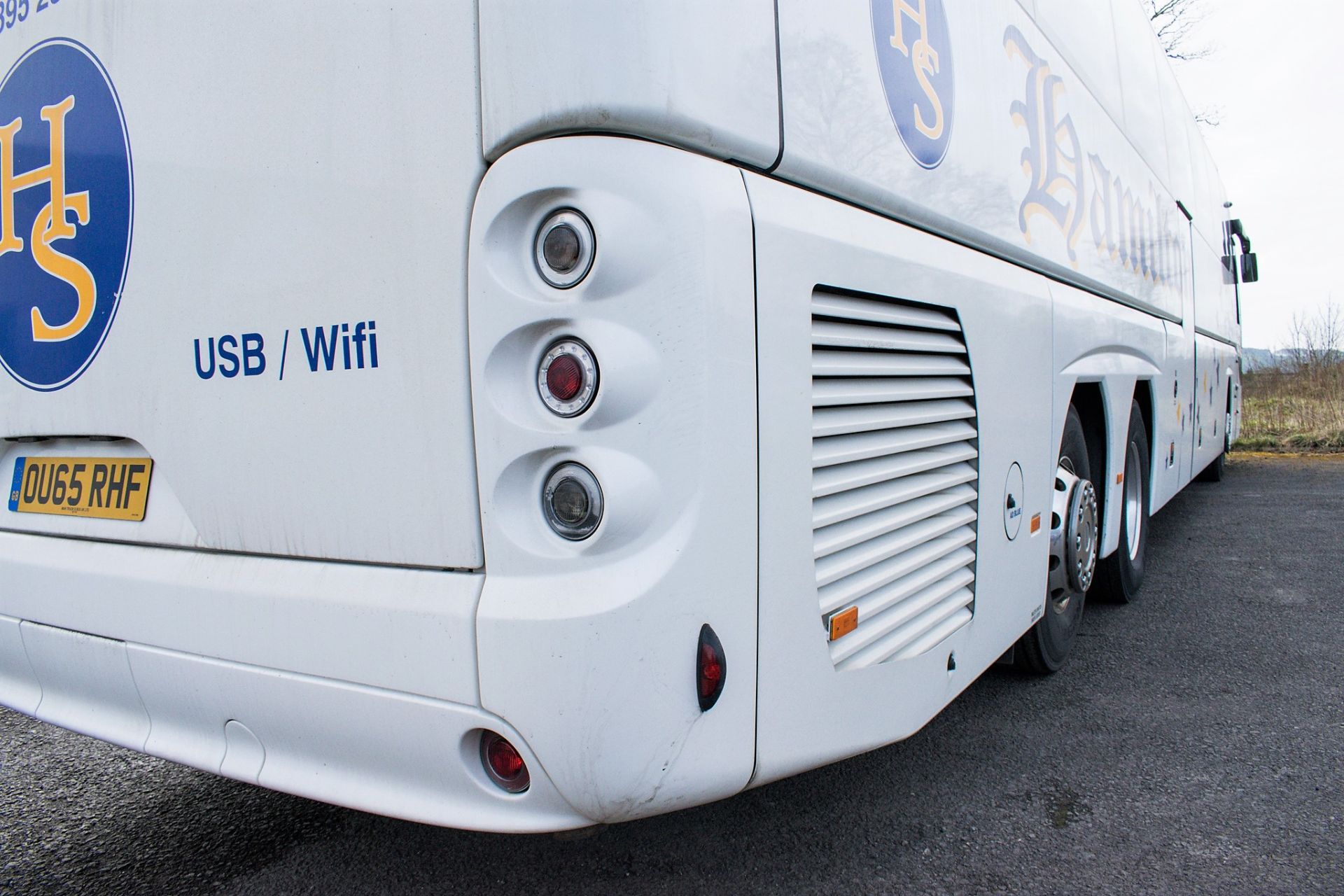 Neoplan Tourliner L 61 seat luxury coach Registration Number: OU65 RHF Date of Registration: 02/09/ - Image 9 of 16