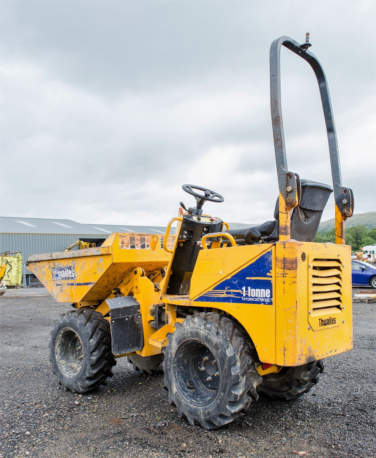 Thwaites 1 tonne hydrostatic hi-tip dumper Year: 2007 S/N: 707B1310 Recorded Hours: Not displayed ( - Image 3 of 19