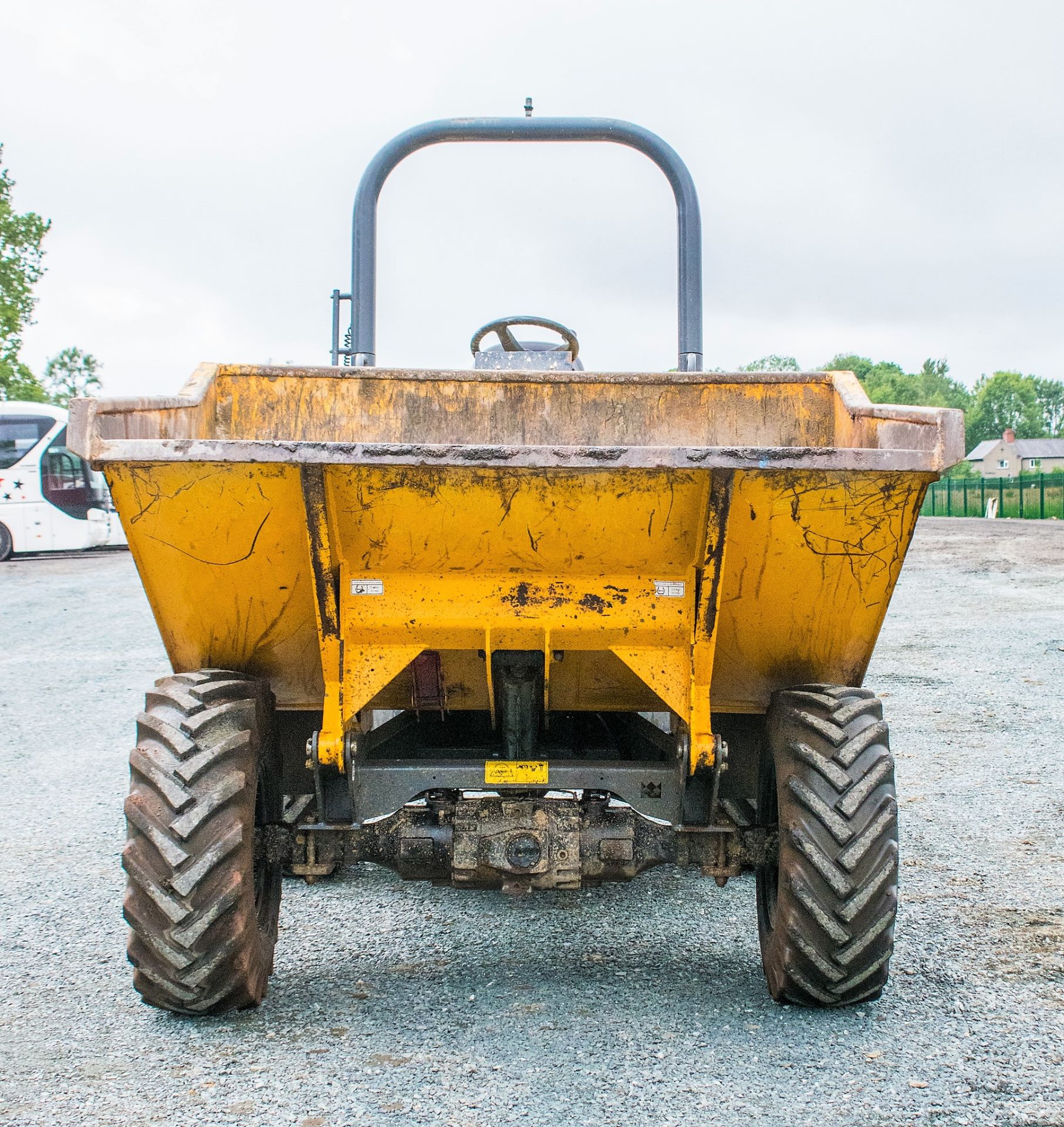 Terex TA3 3 tonne straight skip dumper  Year: 2014 S/N: PA6239 Recorded hours: 1102 3889 - Image 5 of 18