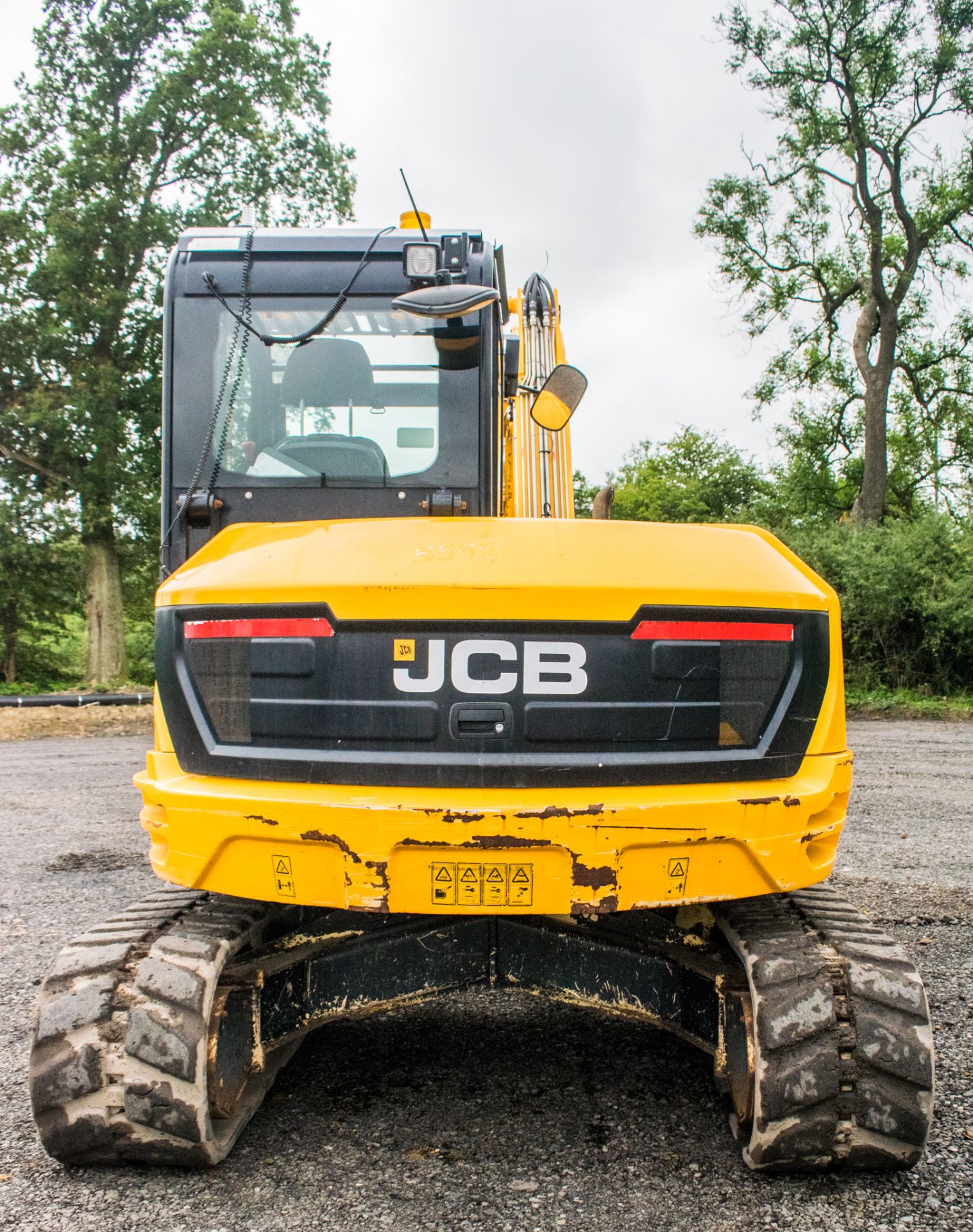 JCB 86 C-1 8 tonne rubber tracked excavator Year: 2017 S/N: 42716 Recorded Hours: 2530 piped, blade, - Image 6 of 19