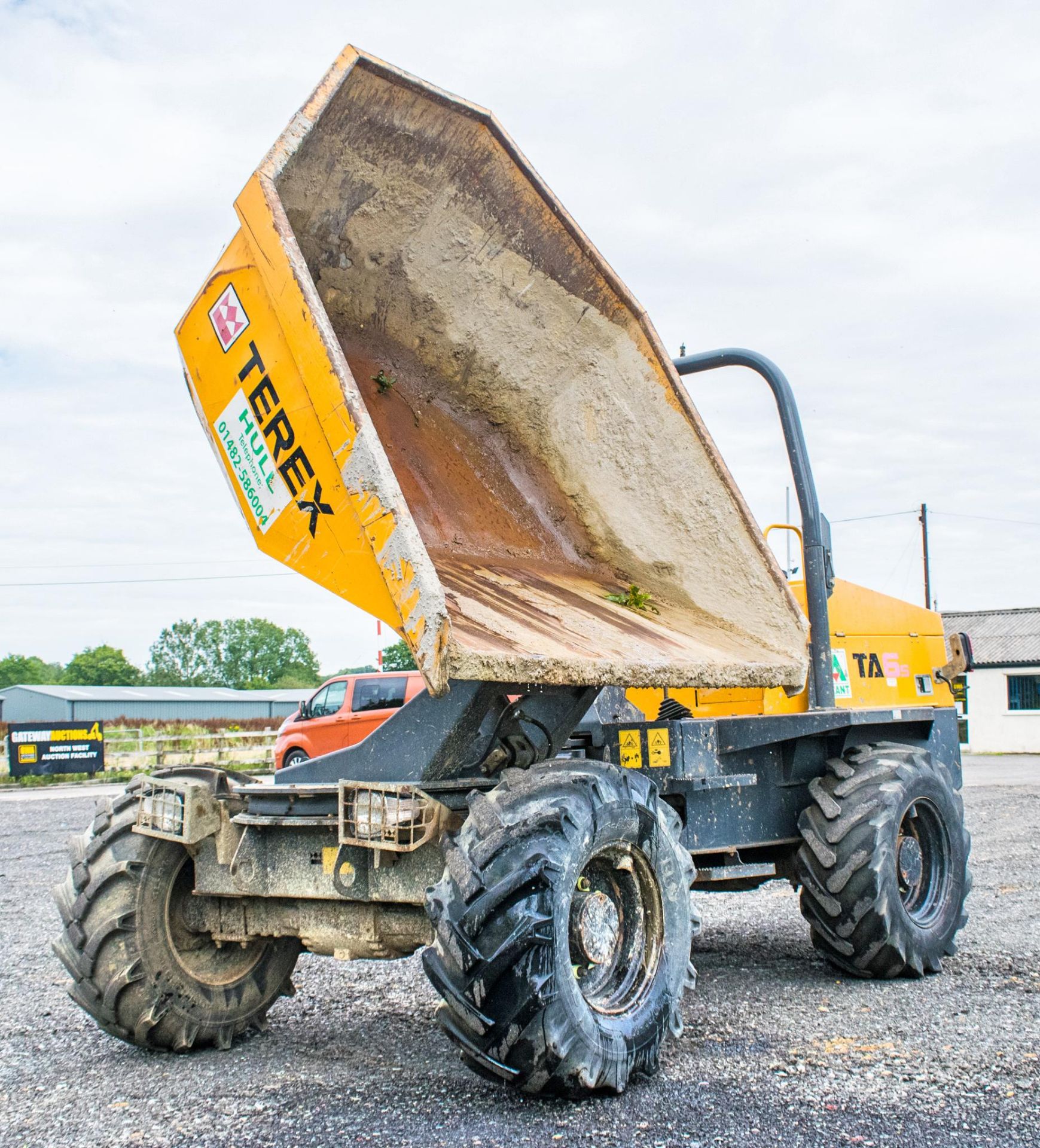 Terex TA6s 6 tonne straight skip dumper Reg No: Q294 EGU   c/w V5 Road Reg Certificate Year: 2014 - Image 13 of 18