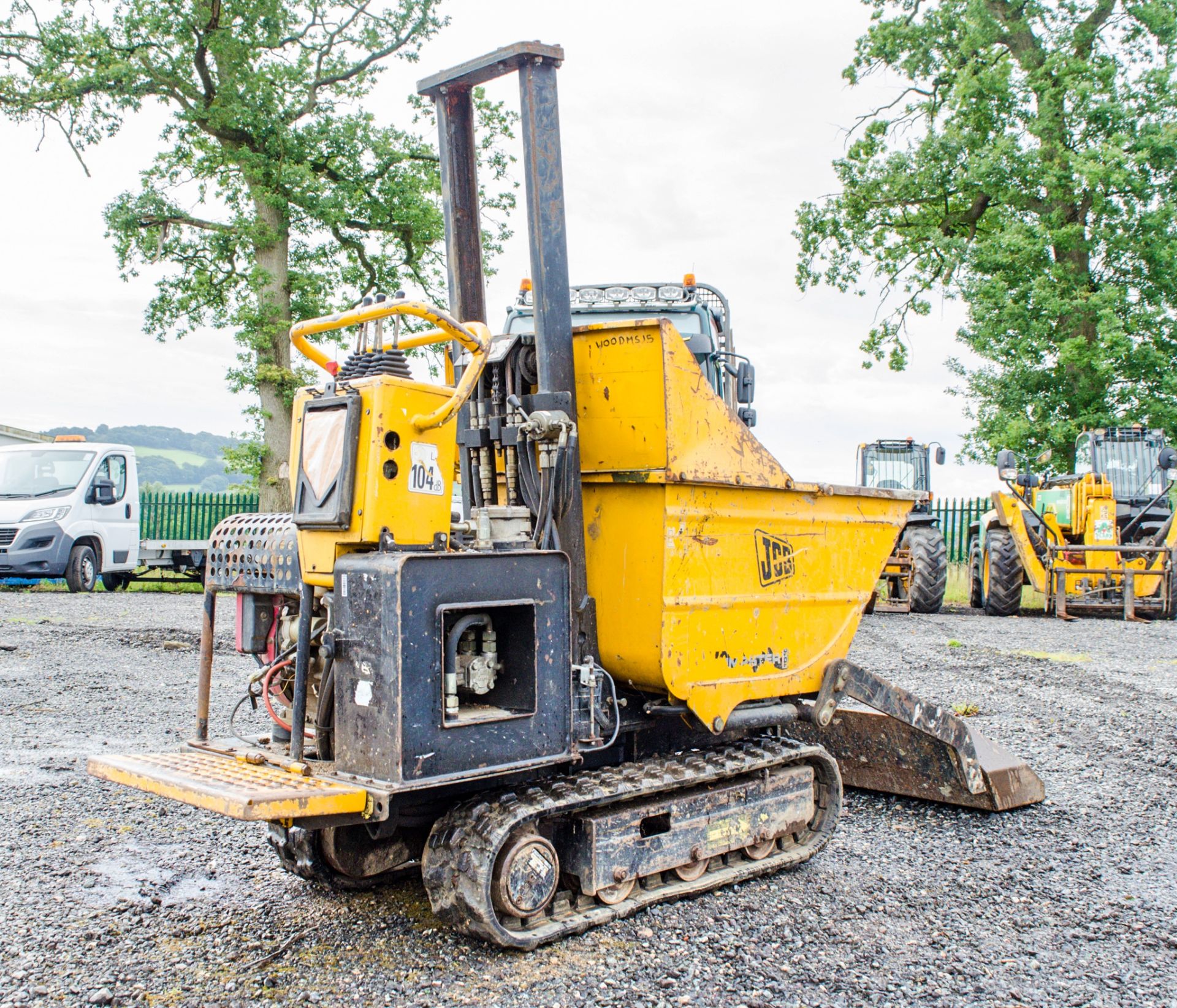 JCB Dumpster TD10 self loading petrol driven walk behind tracked dumper DMS15 - Image 3 of 15