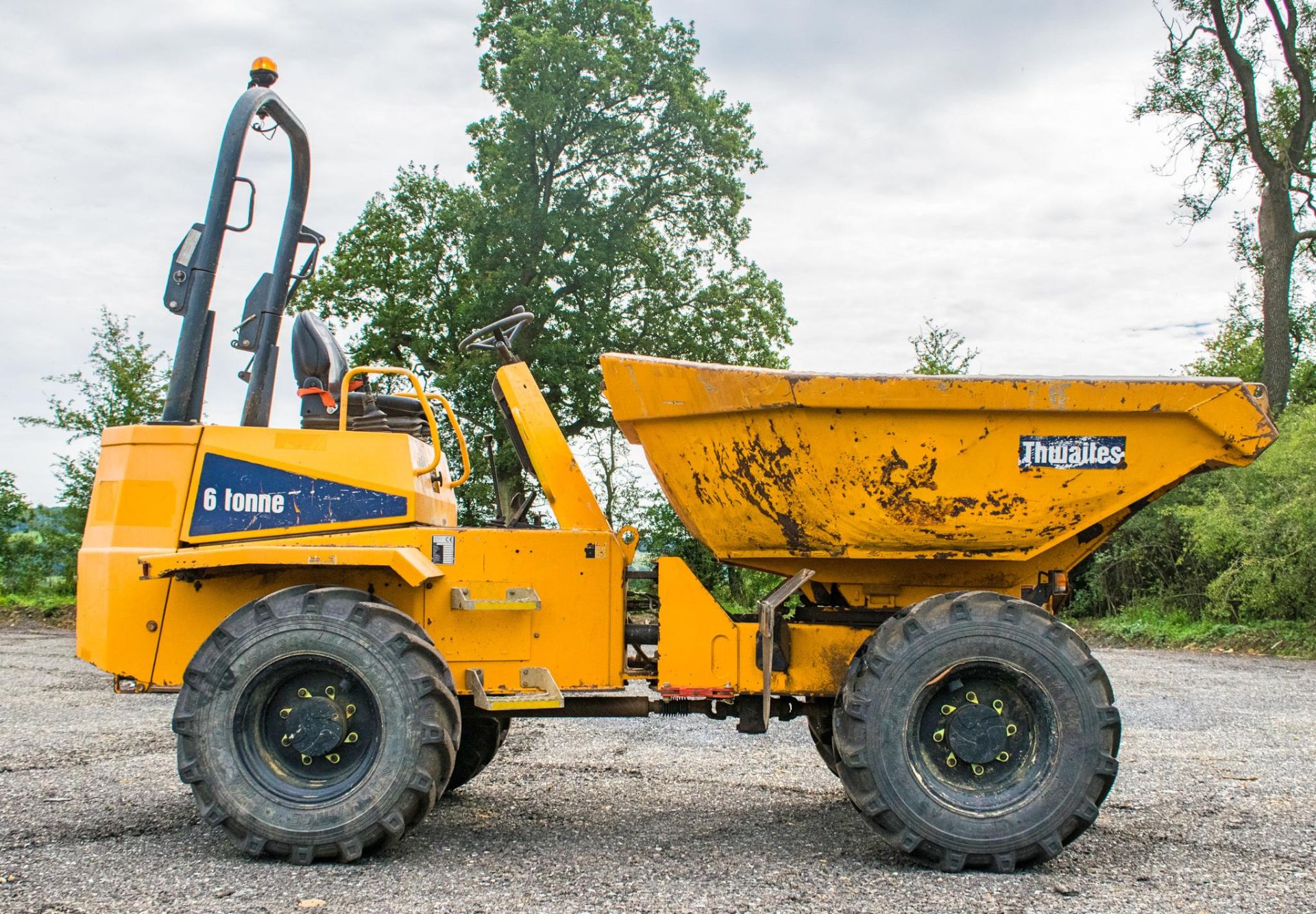 Thwaites 6 tonne swivel skip dumper  Reg No: MX64 OJD   c/w V5 Road Reg Certificate Year: 2013  S/N: - Image 7 of 18