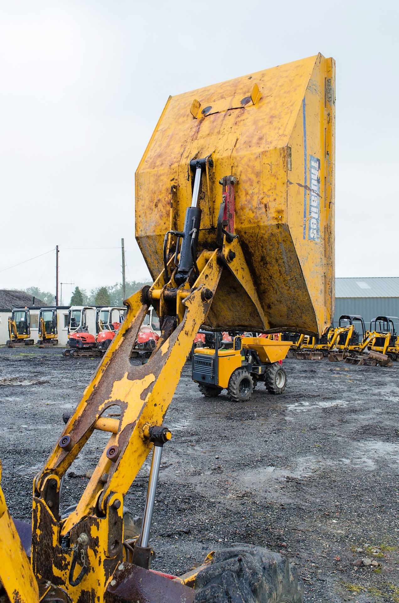 Thwaites 1 tonne hydrostatic hi-tip dumper Year: 2005 S/N: 504A8515 Recorded Hours: 2518 220E0058 - Image 14 of 19