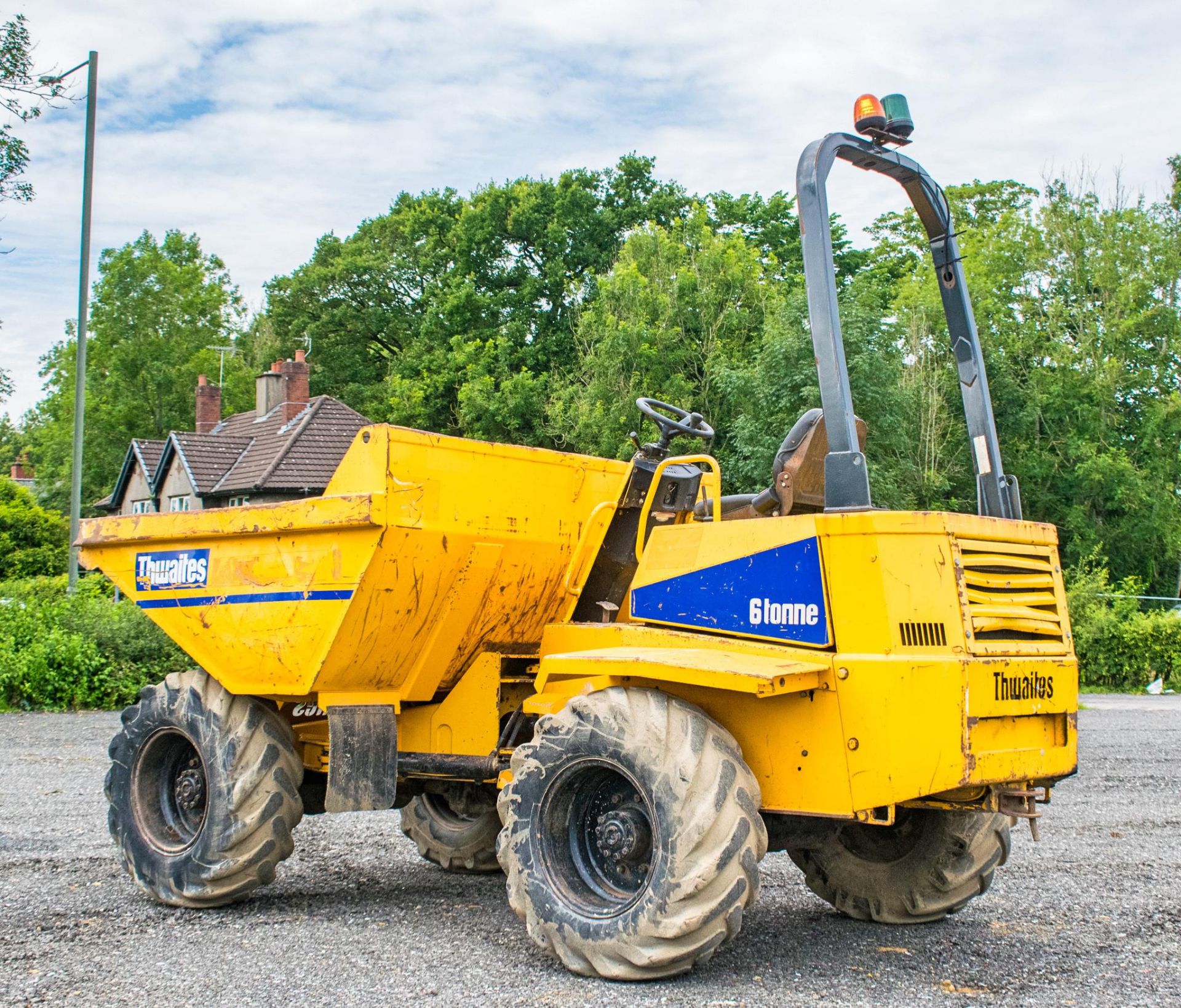 Thwaites 6 tonne straight skip dumper  Year: 2005 S/N: A5574 Recorded hours: 3852 1690 - Image 4 of 18