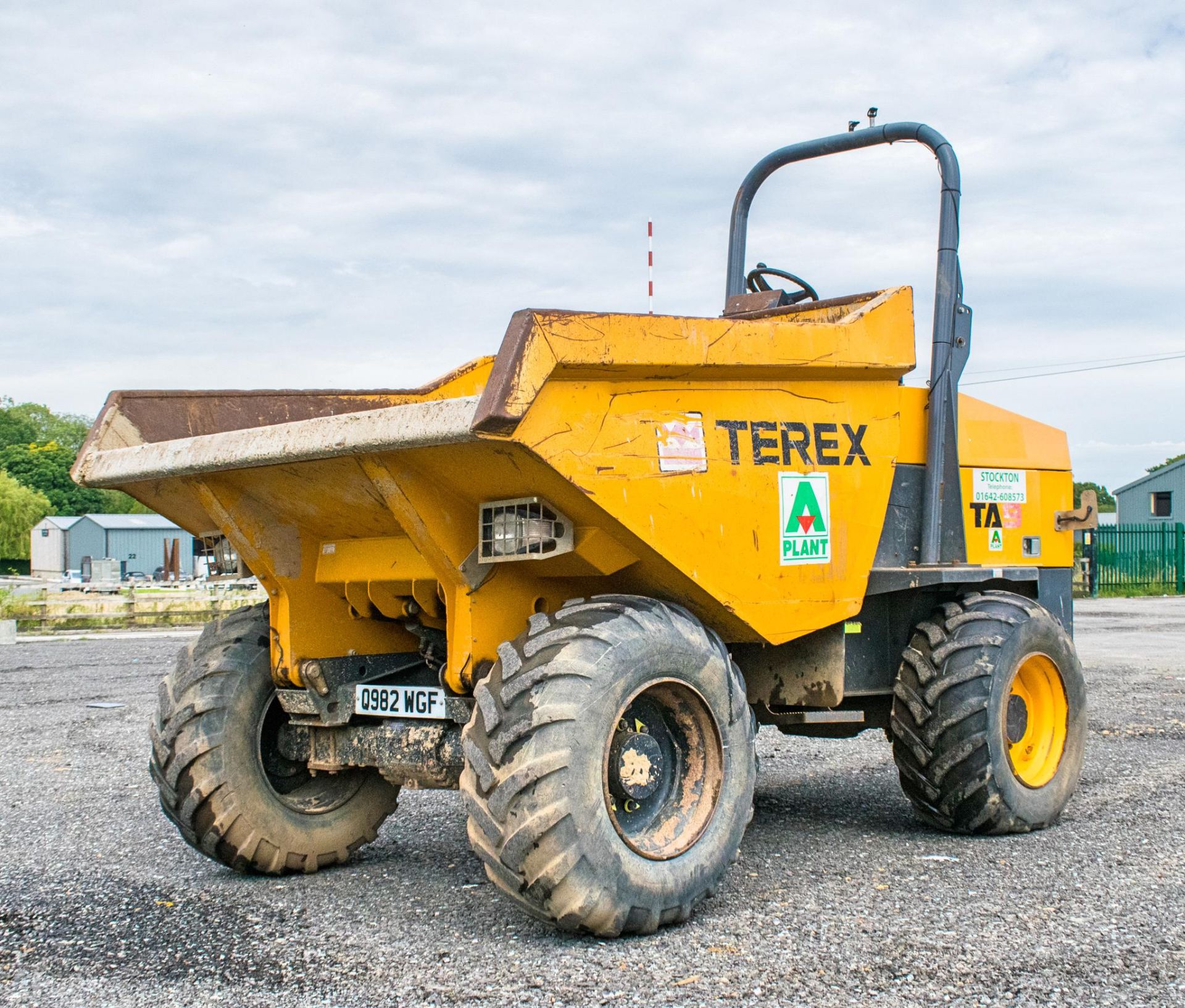 Terex TA9 9 tonne straight skip dumper Year: 2014 S/N: PK5995 Recorded hours: 1836 Q982WGF