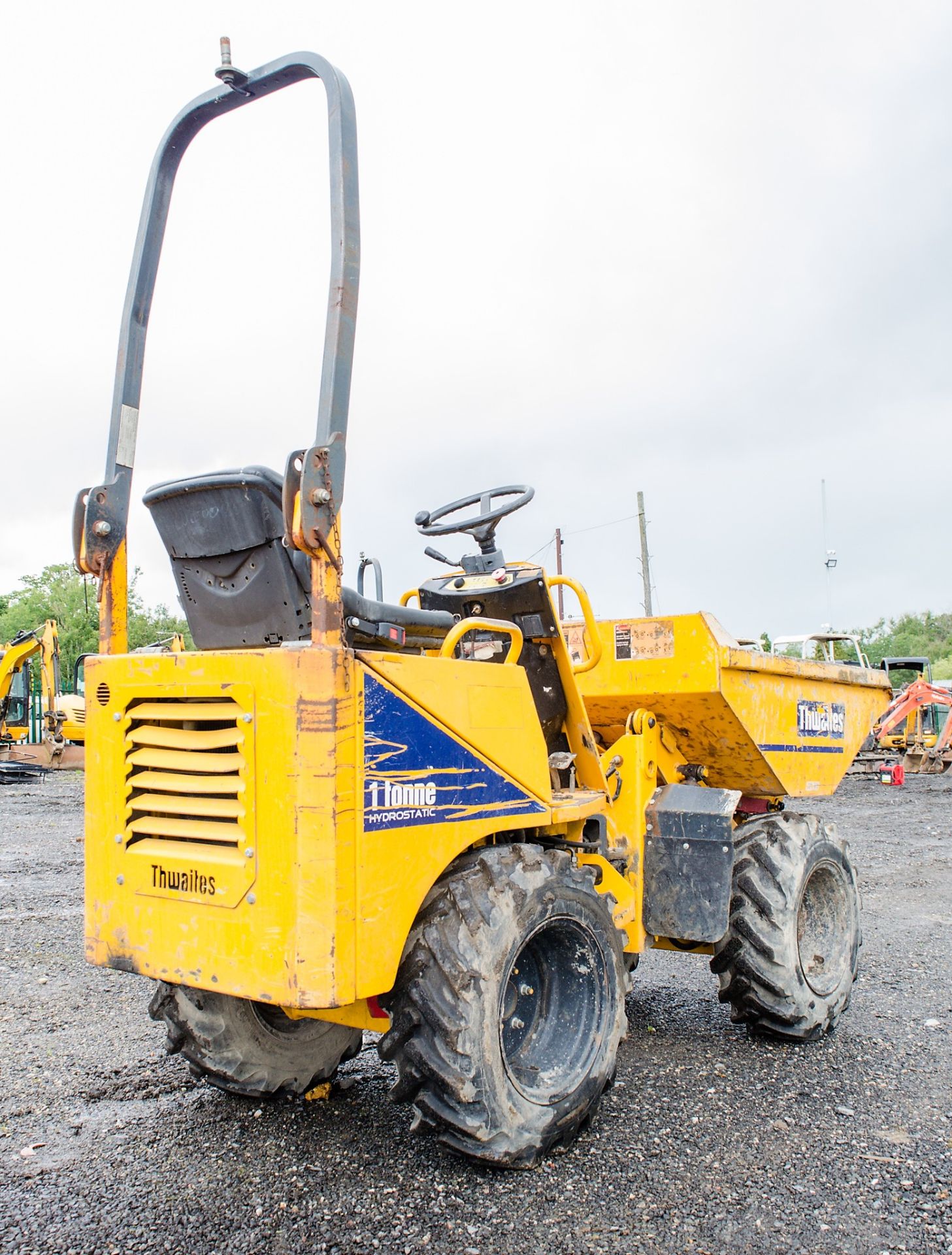 Thwaites 1 tonne hydrostatic hi-tip dumper Year: 2007 S/N: 707B1310 Recorded Hours: Not displayed ( - Image 4 of 19