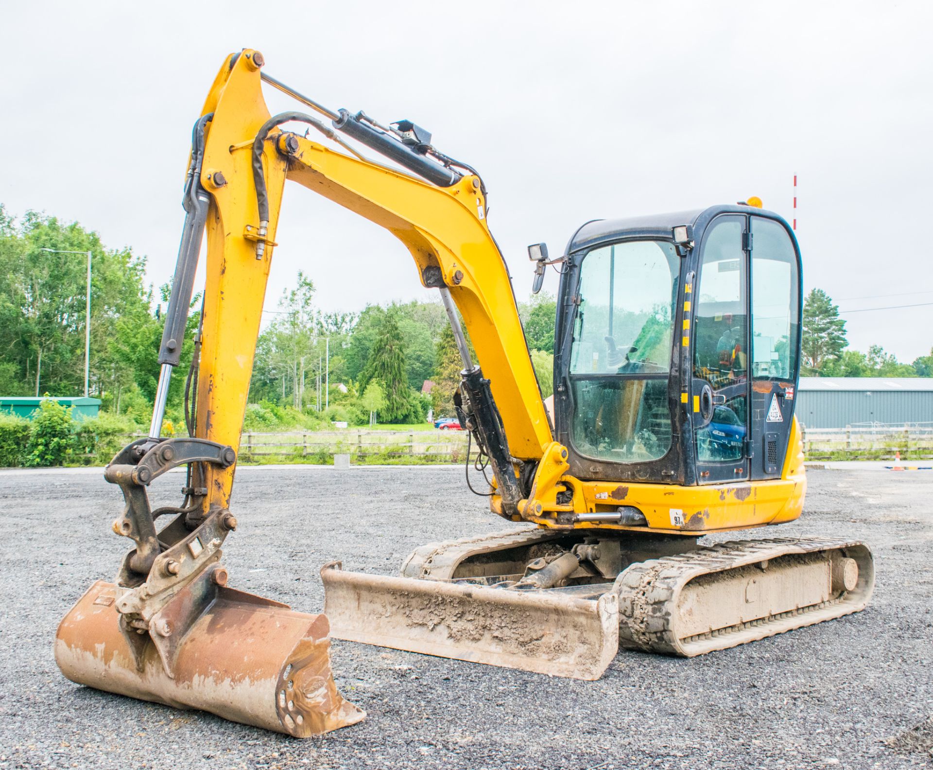 JCB 8050 RTS 5 tonne rubber tracked excavator  Year: 2013 S/N: 741951 Recorded Hours: 2673 Piped,