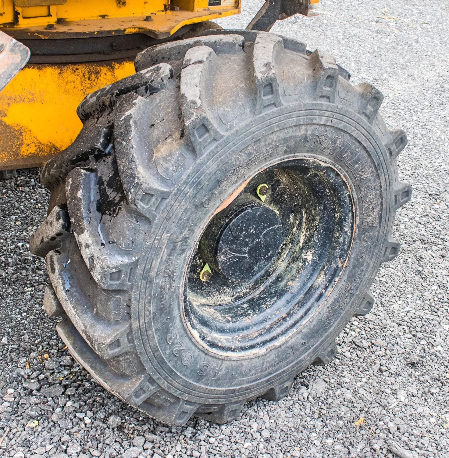 Thwaites 6 tonne swivel skip dumper  Reg No: MX64 OJD   c/w V5 Road Reg Certificate Year: 2013  S/N: - Image 12 of 18