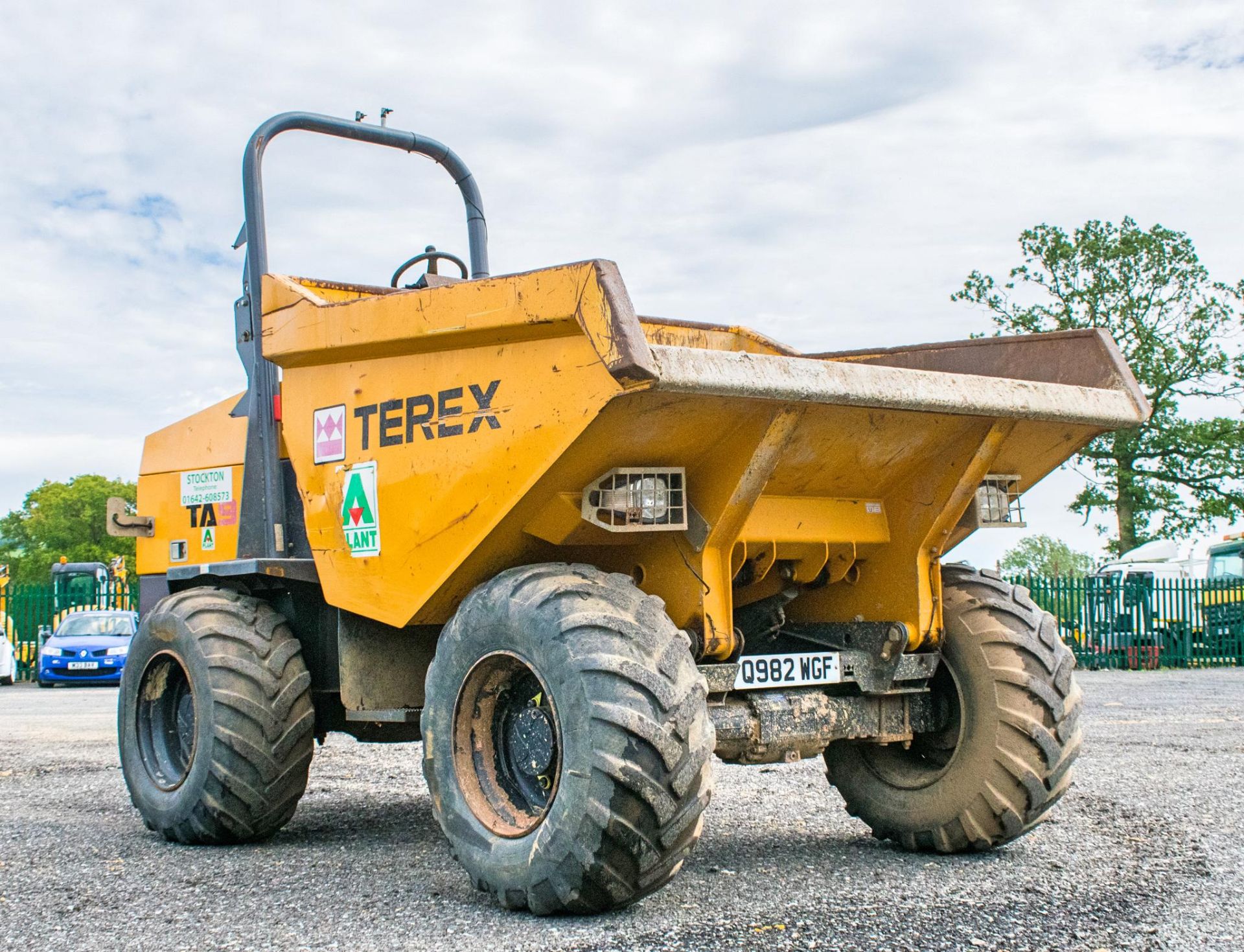 Terex TA9 9 tonne straight skip dumper Year: 2014 S/N: PK5995 Recorded hours: 1836 Q982WGF - Image 2 of 18