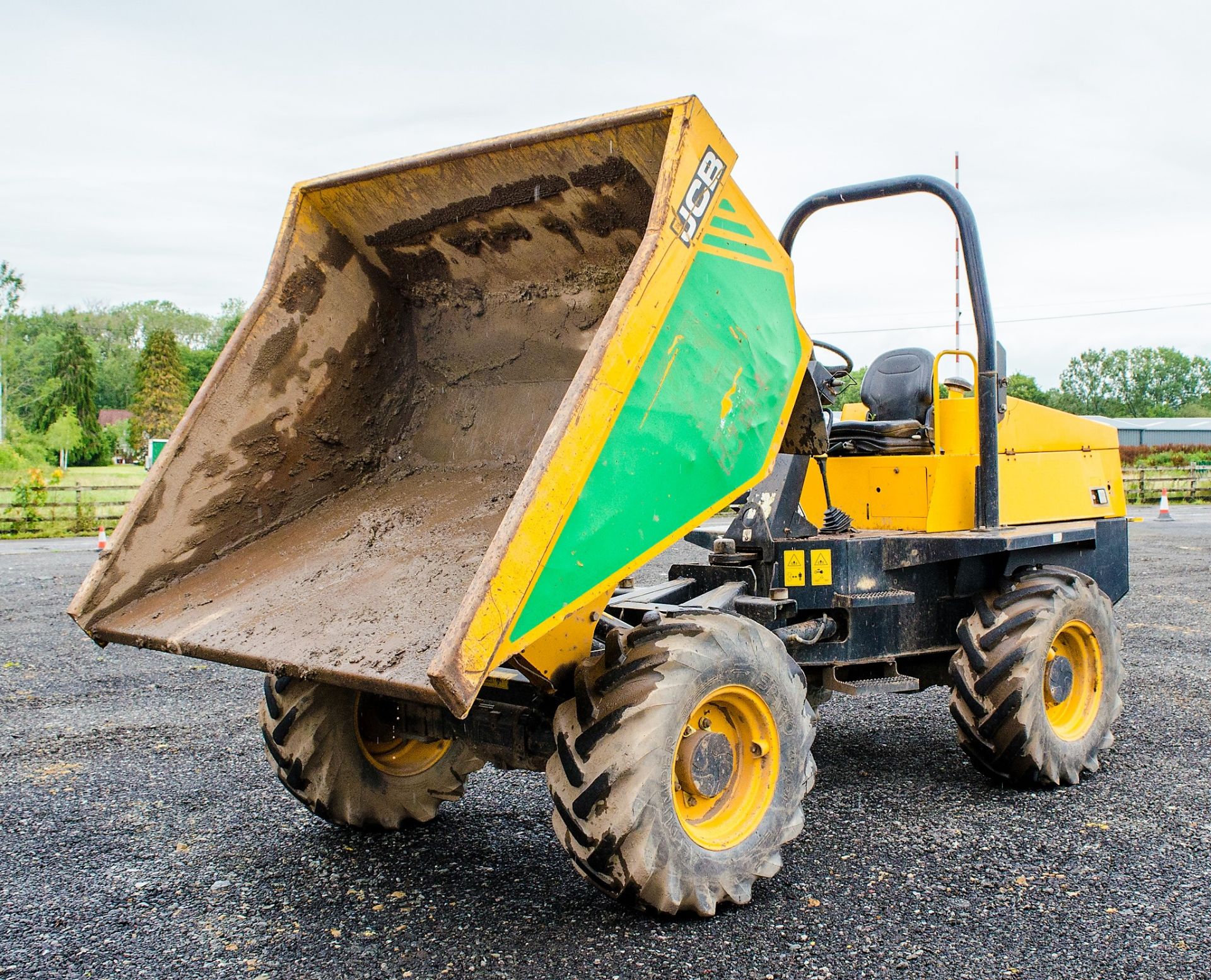 JCB 6 tonne straight skip dumper Year: 2015 S/N: RK6969 Recorded Hours: Not displayed (Clock - Image 13 of 18