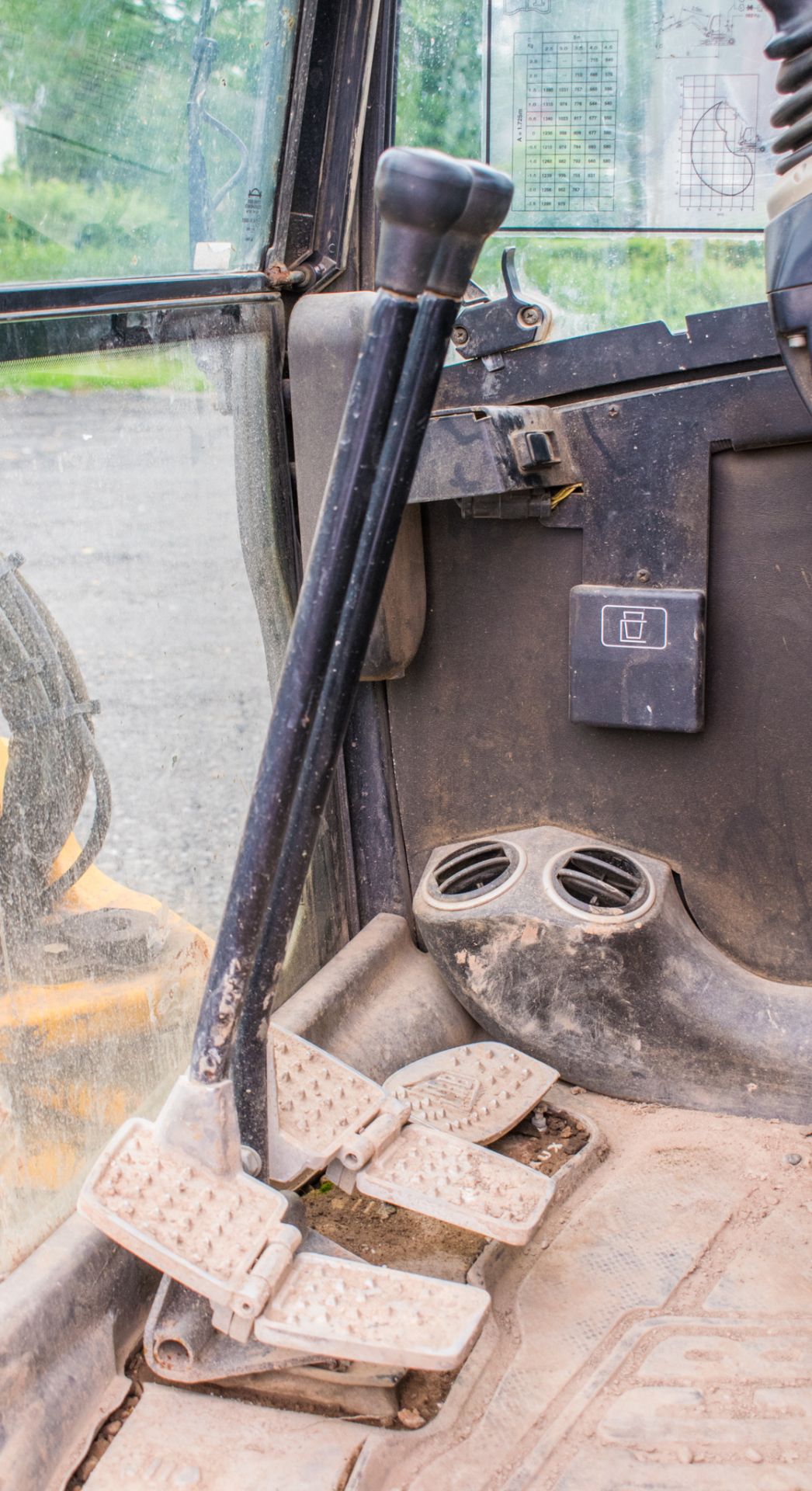 JCB 8050 RTS 5 tonne rubber tracked excavator  Year: 2013 S/N: 741951 Recorded Hours: 2673 Piped, - Image 17 of 21