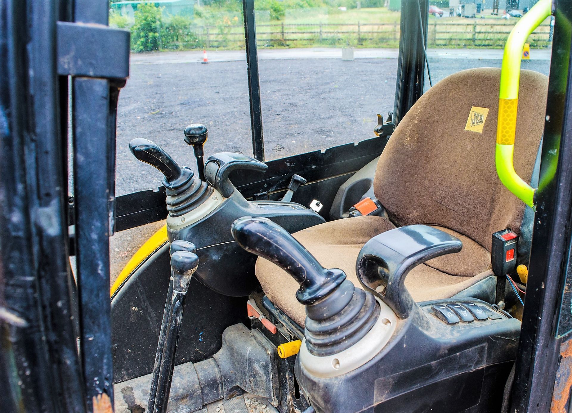 JCB 8030 3 tonne rubber tracked mini excavator Year: 2012 S/N: 2021567 Recorded Hours: 3523 blade, - Image 20 of 21