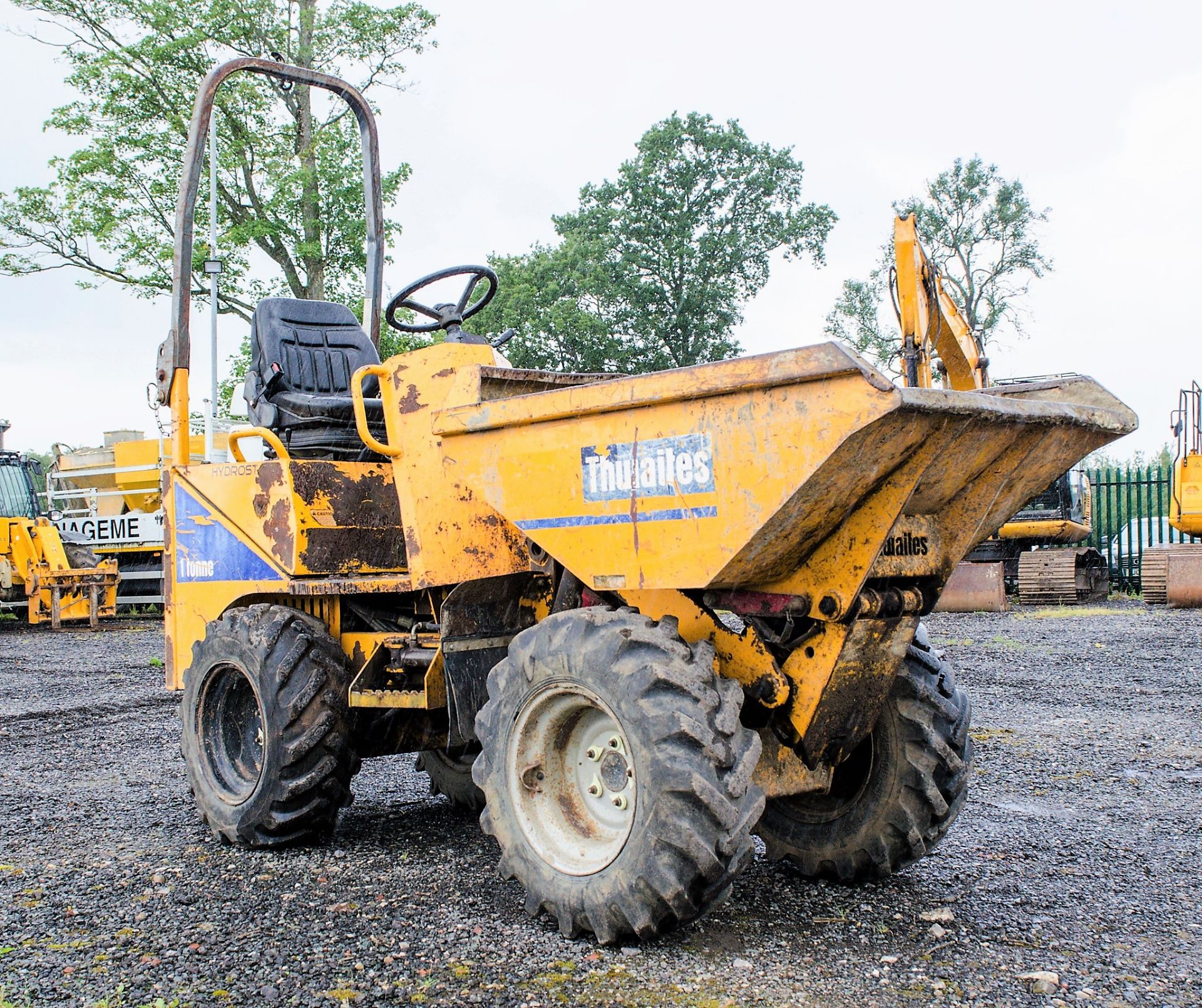 Thwaites 1 tonne hydrostatic hi-tip dumper Year: 2005 S/N: 504A8515 Recorded Hours: 2518 220E0058 - Image 2 of 19