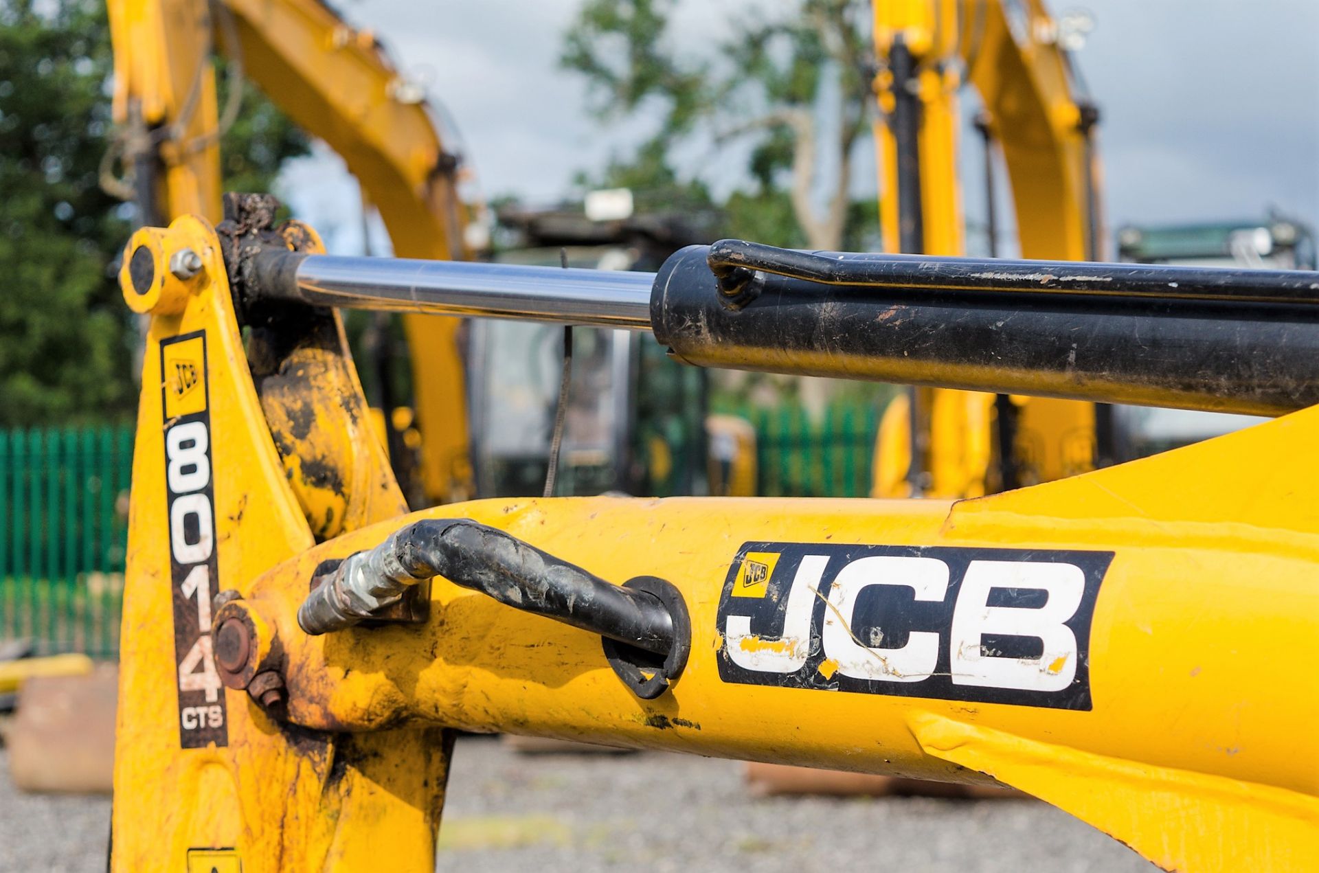 JCB 8014 CTS 1.5 tonne rubber tracked mini excavator Year: 2011 S/N: 1627296 Recorded Hours: 1655 - Image 13 of 19