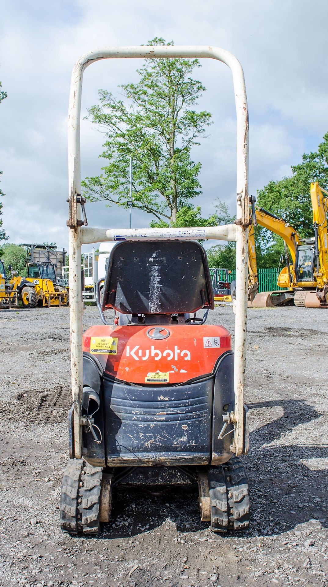 Kubota K008-3 0.8 tonne rubber tracked micro excavator Year: 2007 S/N: 17838 Recorded Hours: 2350 - Image 6 of 19