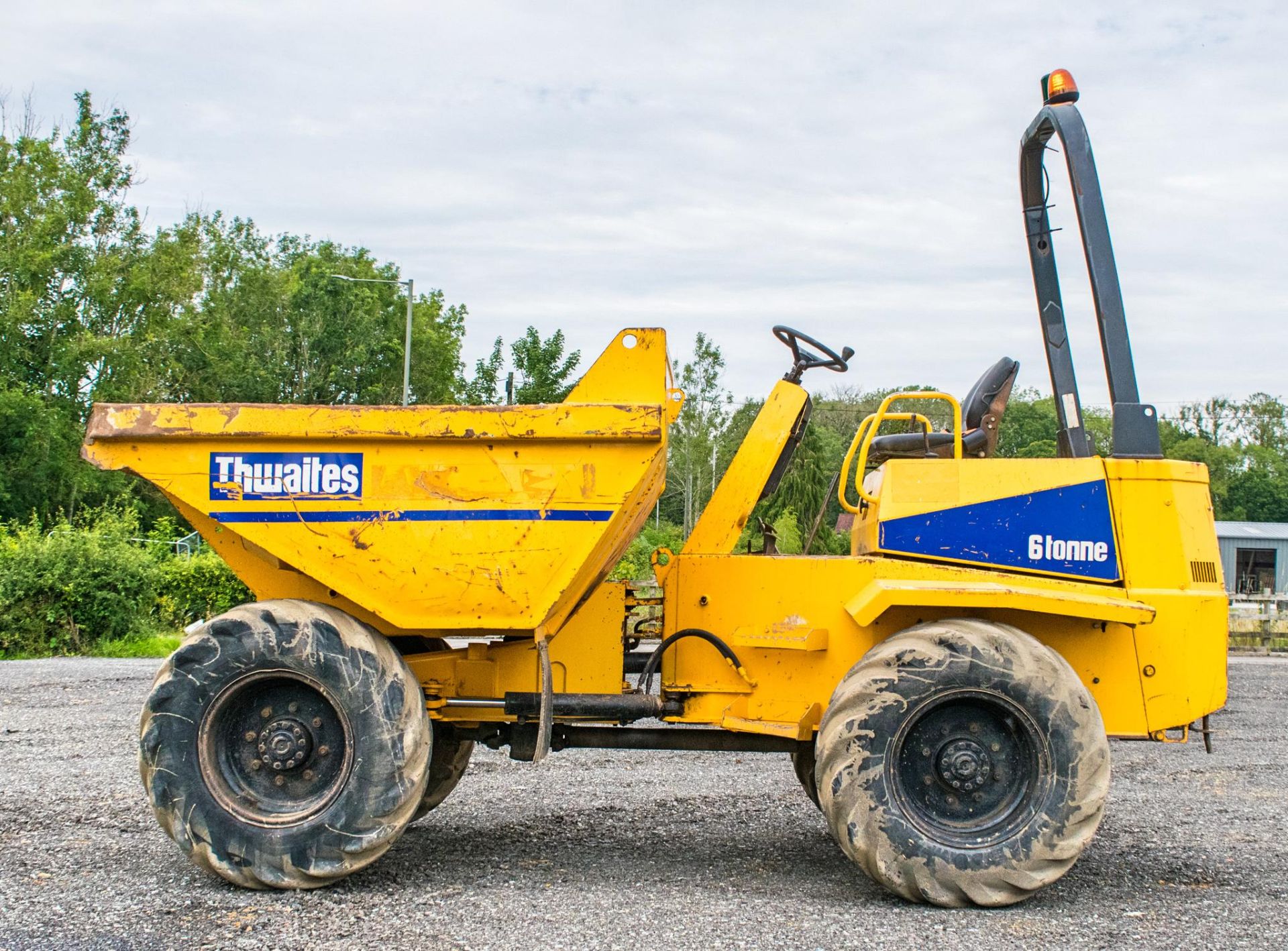 Thwaites 6 tonne straight skip dumper  Year: 2005 S/N: A5574 Recorded hours: 3852 1690 - Image 7 of 18