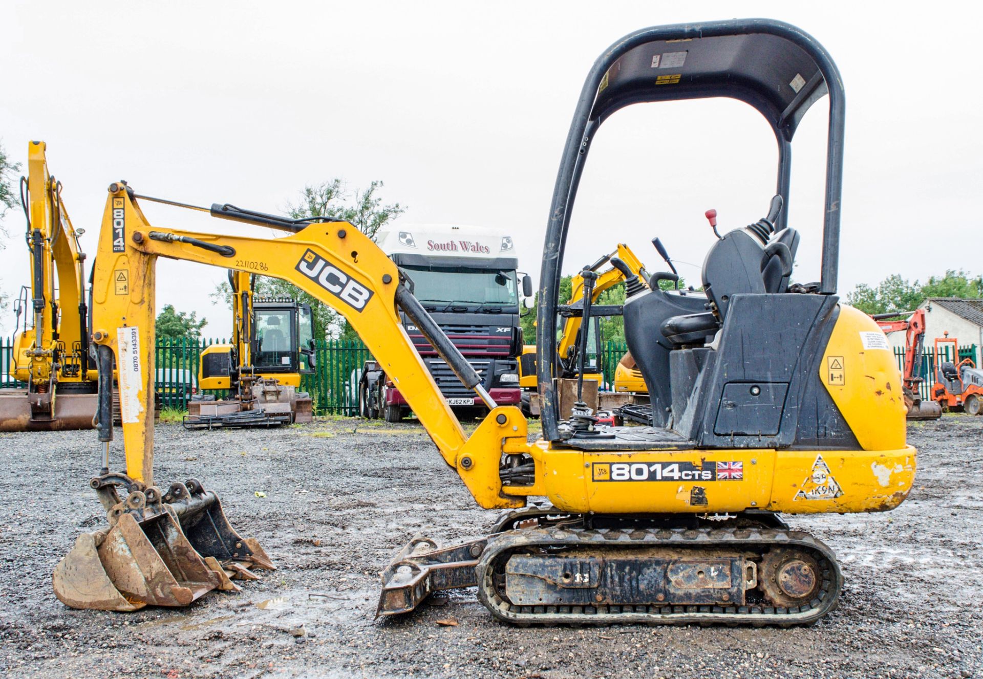 JCB 8014 CTS 1.5 tonne rubber tracked mini excavator Year: 2014 S/N: 2070464 Recorded Hours: 1102 - Image 7 of 20