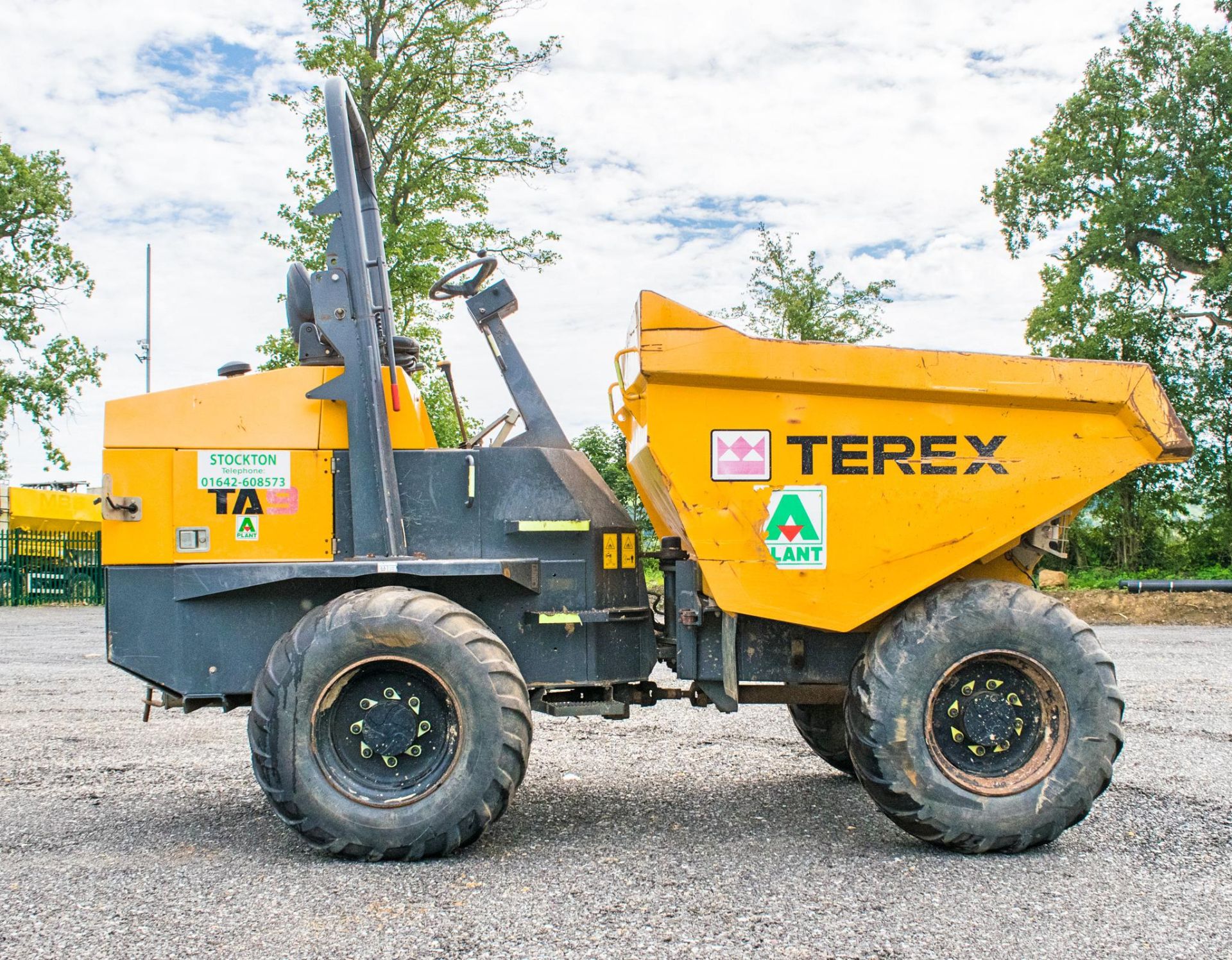 Terex TA9 9 tonne straight skip dumper Year: 2014 S/N: PK5995 Recorded hours: 1836 Q982WGF - Image 7 of 18