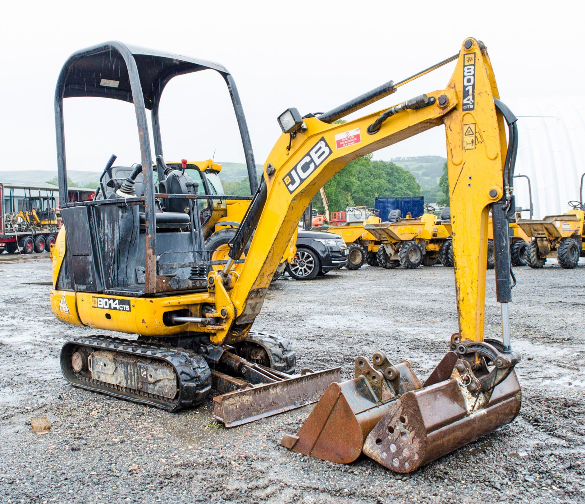 JCB 8014 CTS 1.5 tonne rubber tracked mini excavator Year: 2014 S/N: 2070518 Recorded Hours: 373 - Image 2 of 20